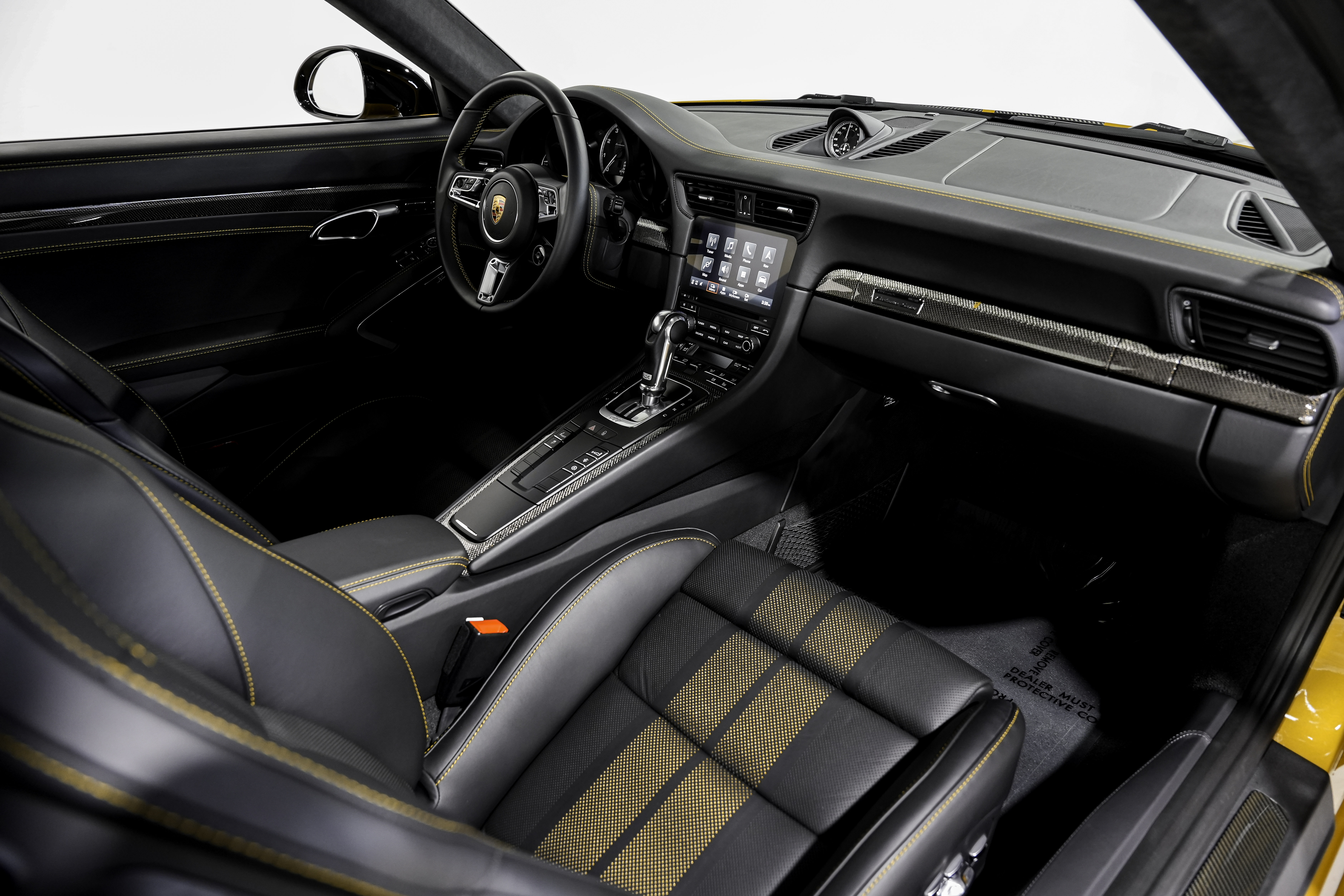 2018 Porsche 911 Turbo S Exclusive Series Coupe — photo 17