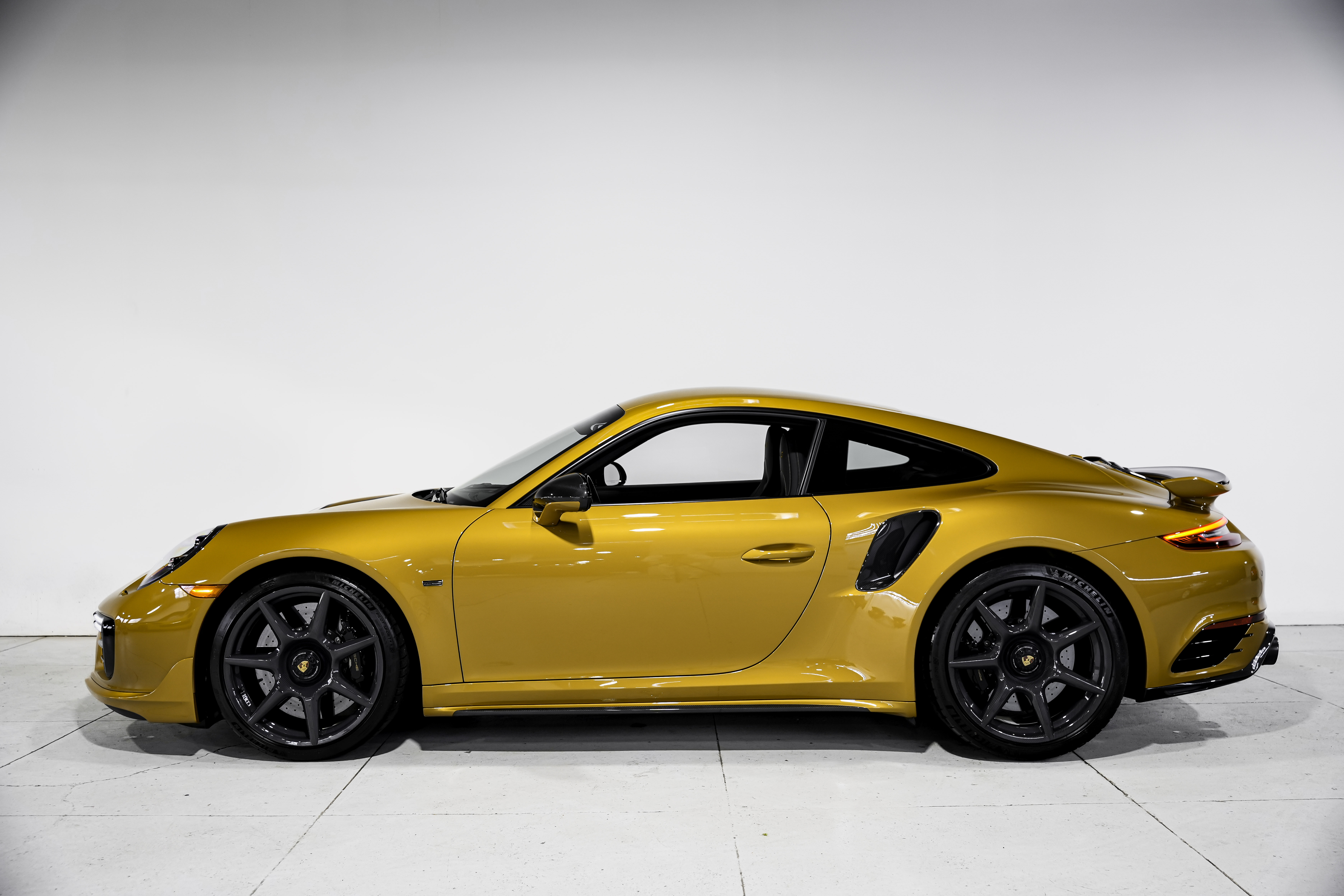 2018 Porsche 911 Turbo S Exclusive Series Coupe — photo 46