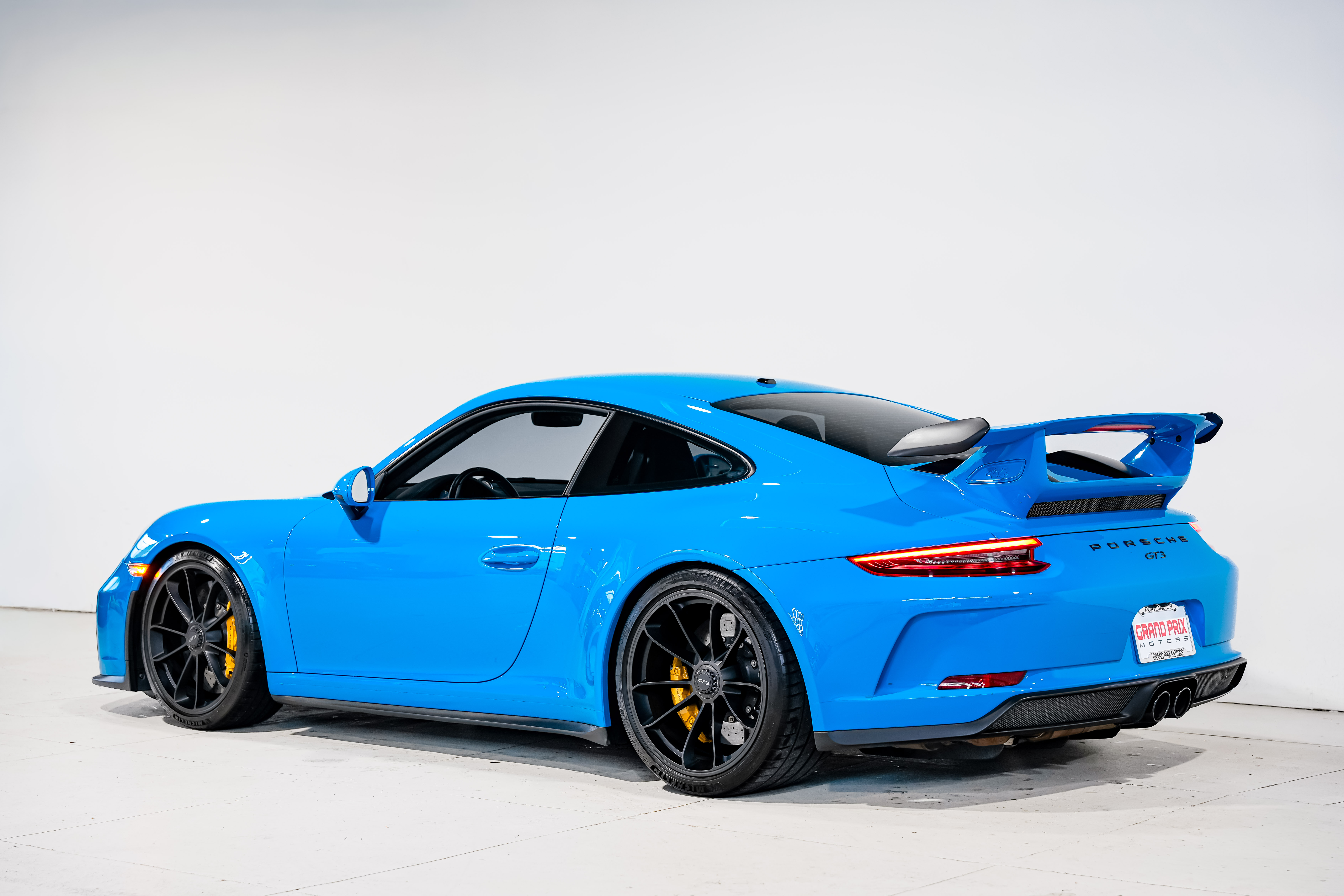 2018 Porsche 911 GT3 Coupe — photo 39