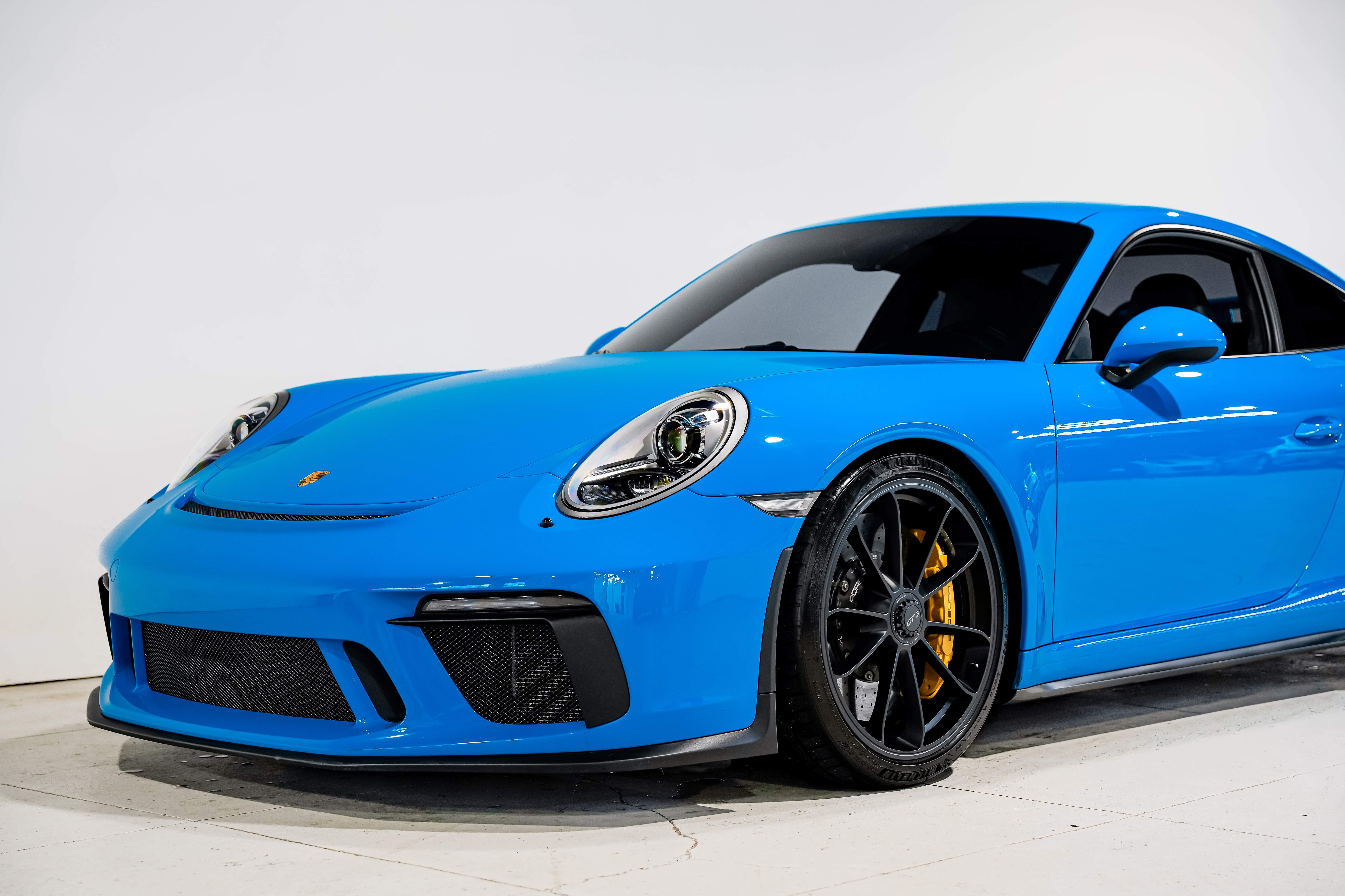 2018 Porsche 911 GT3 Coupe — photo 46