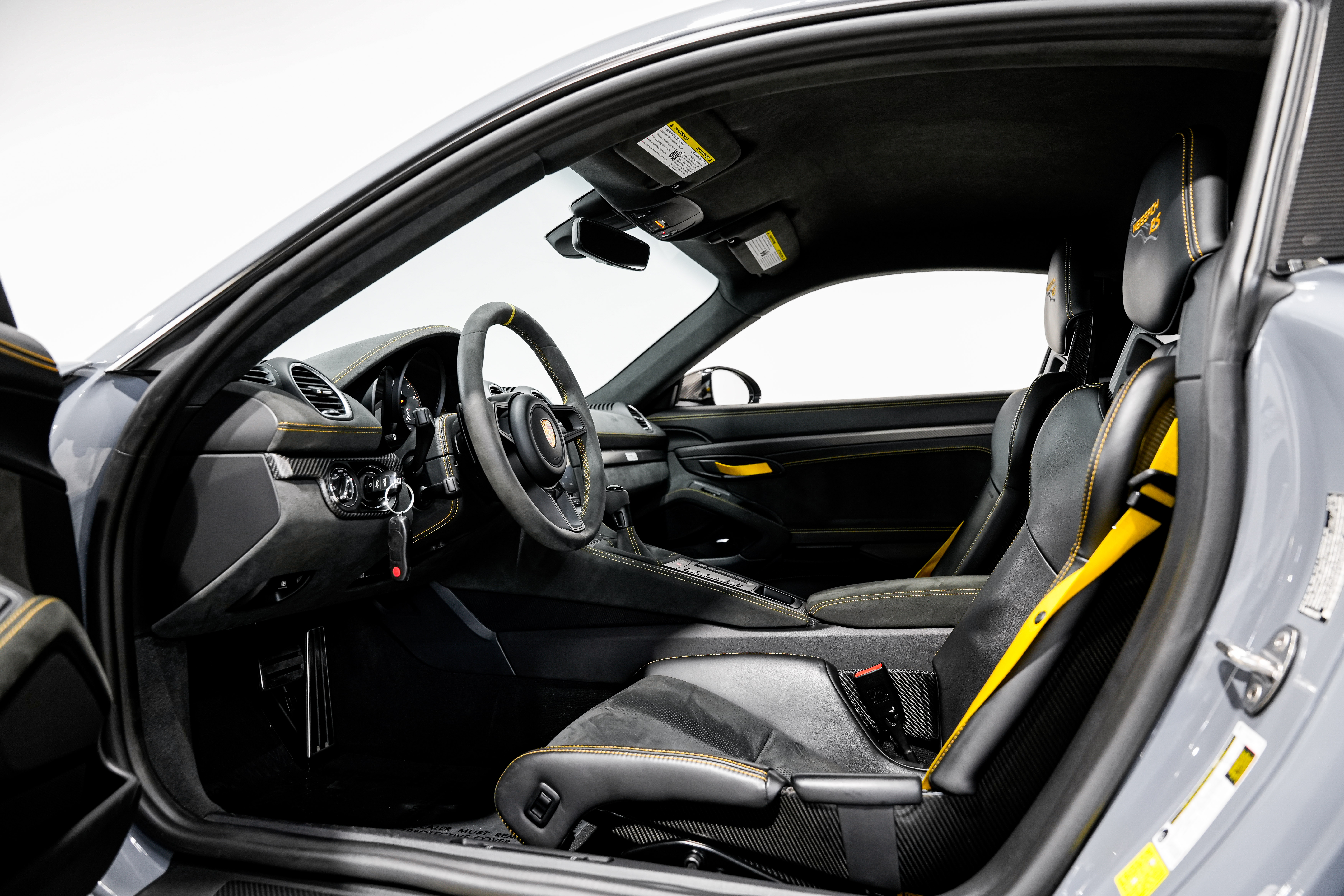 2023 Porsche 718 Cayman GT4 RS Coupe — photo 20