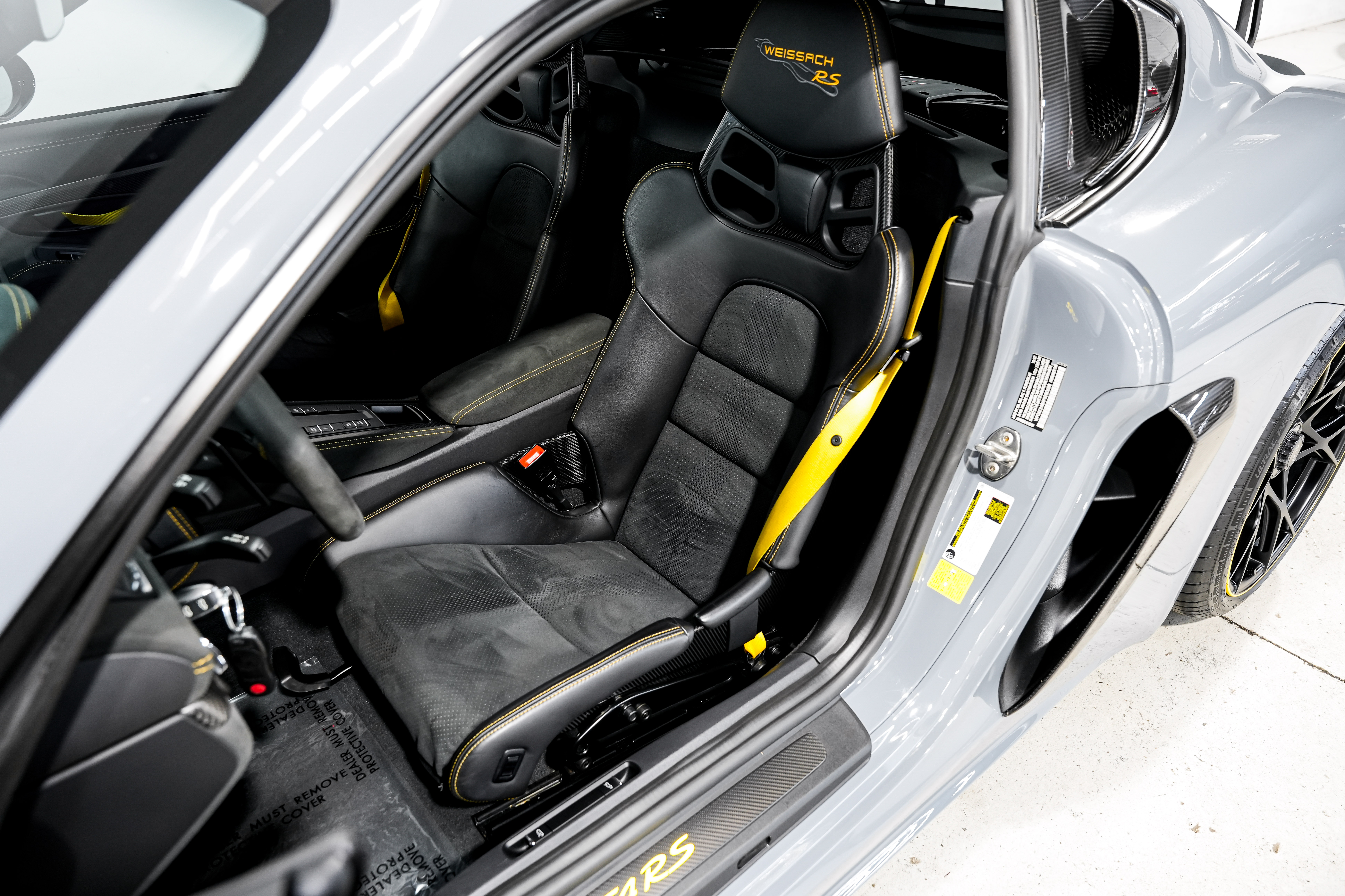 2023 Porsche 718 Cayman GT4 RS Coupe — photo 21