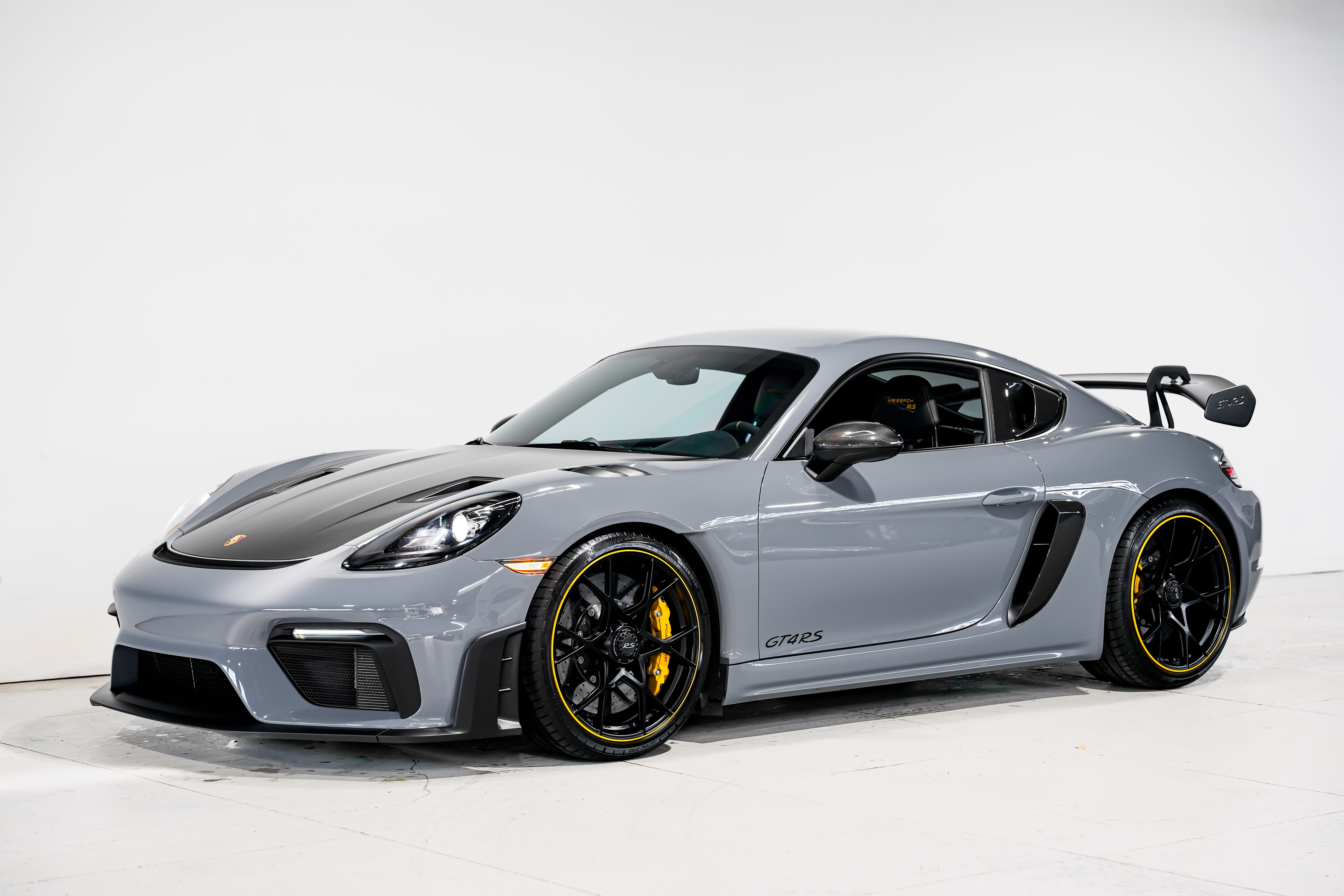 2023 Porsche 718 Cayman GT4 RS Coupe — photo 32