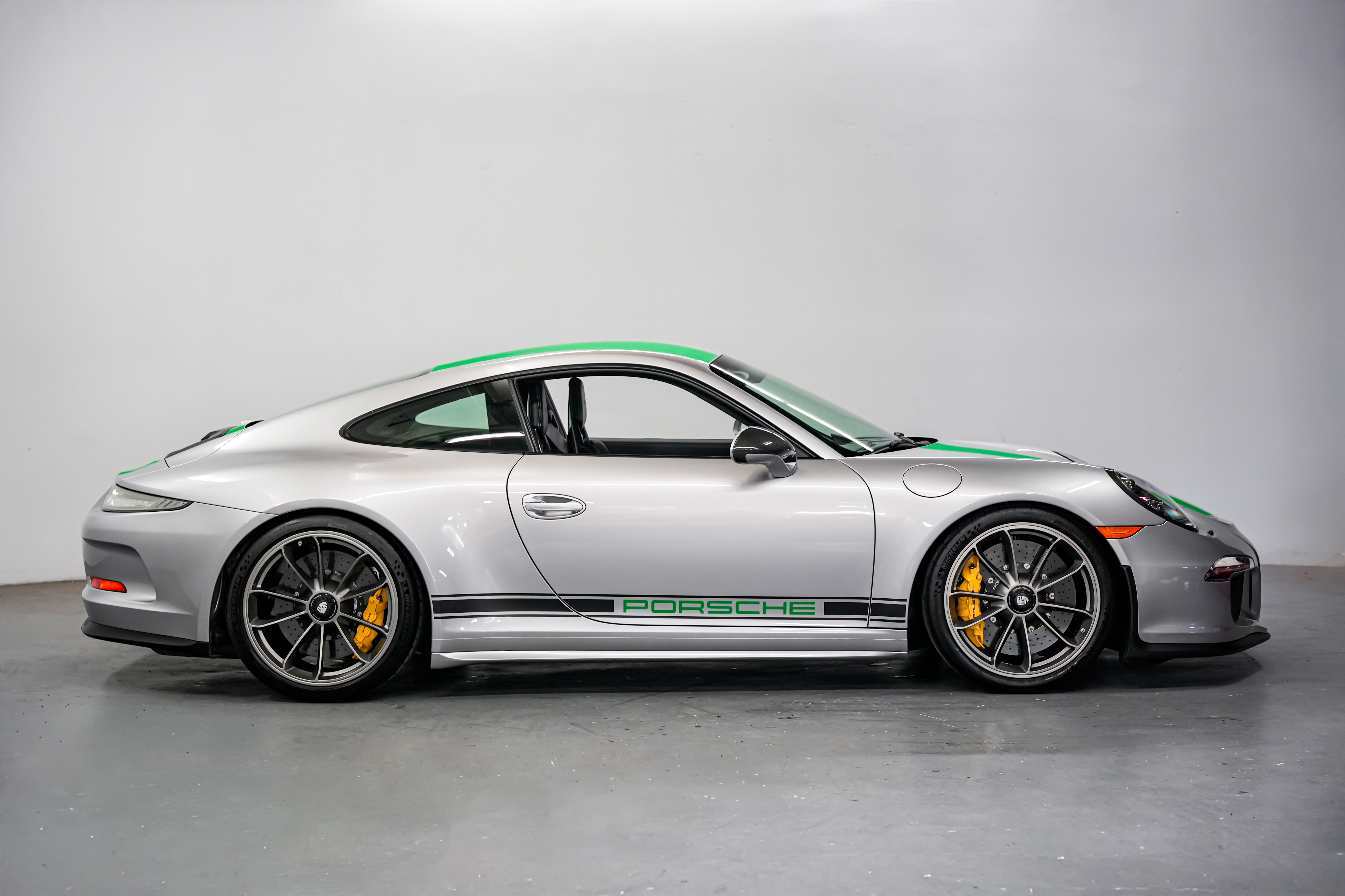 2016 Porsche 911 R