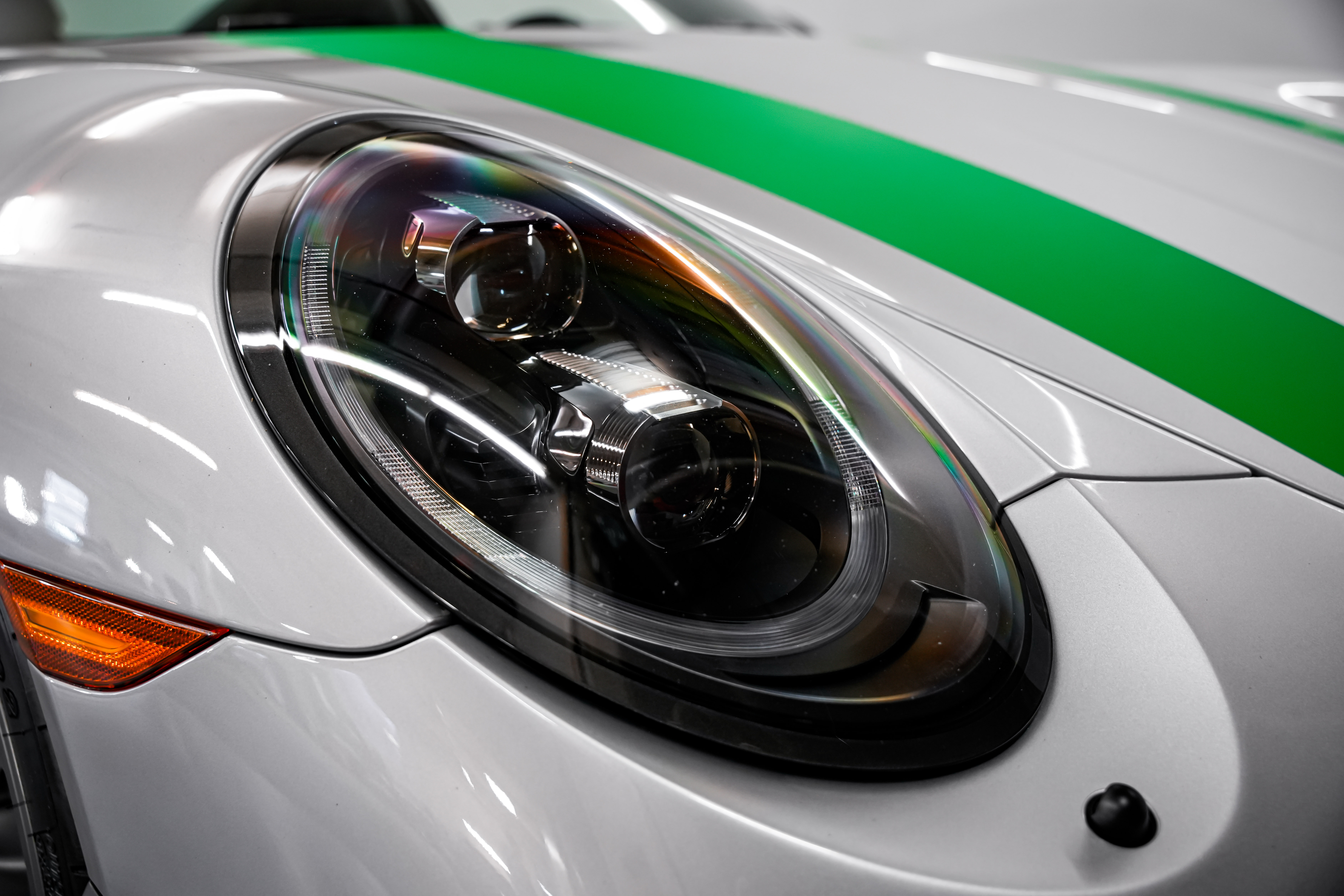 2016 Porsche 911 R Coupe — photo 7