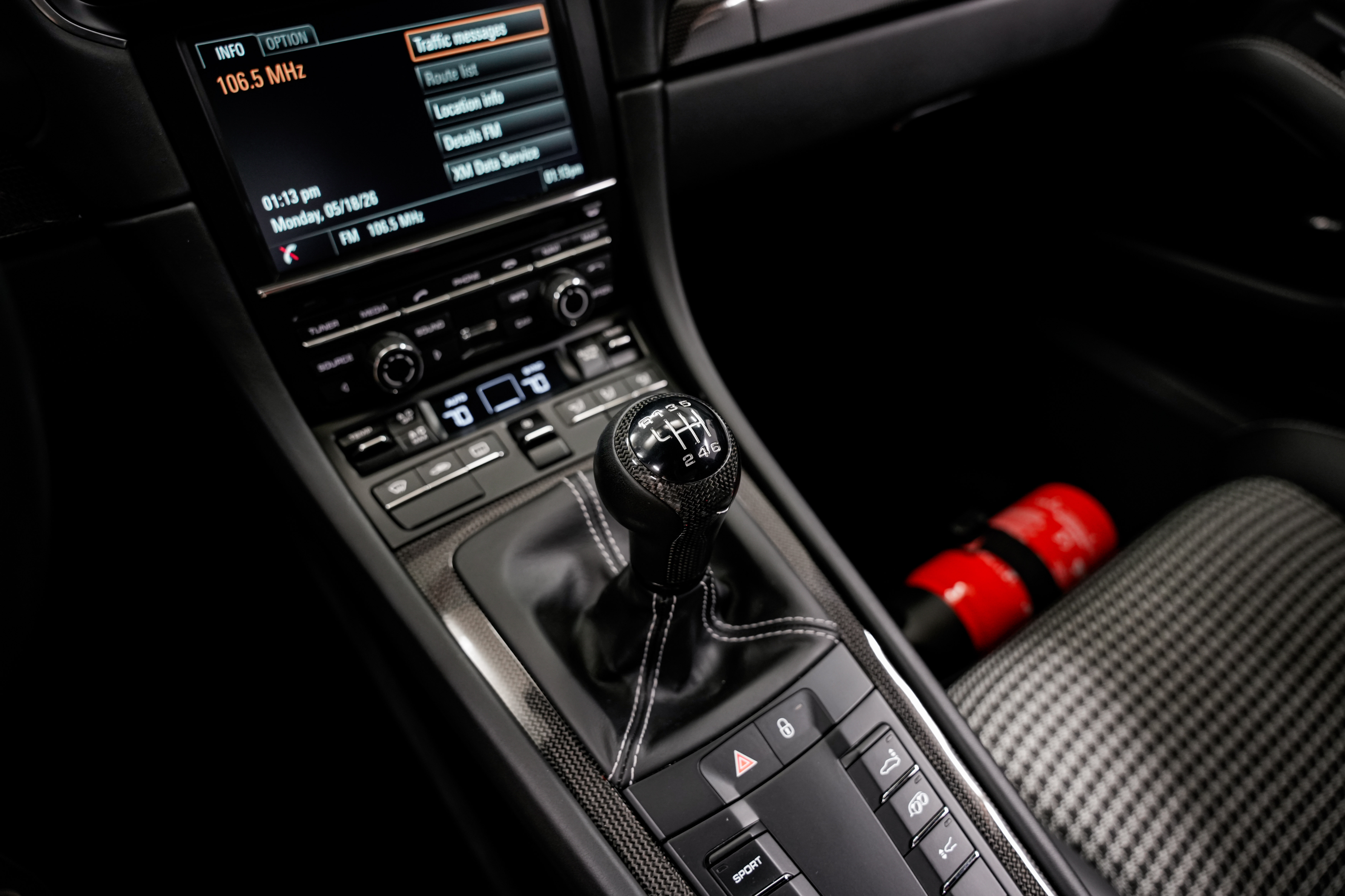 2016 Porsche 911 R Coupe — photo 39
