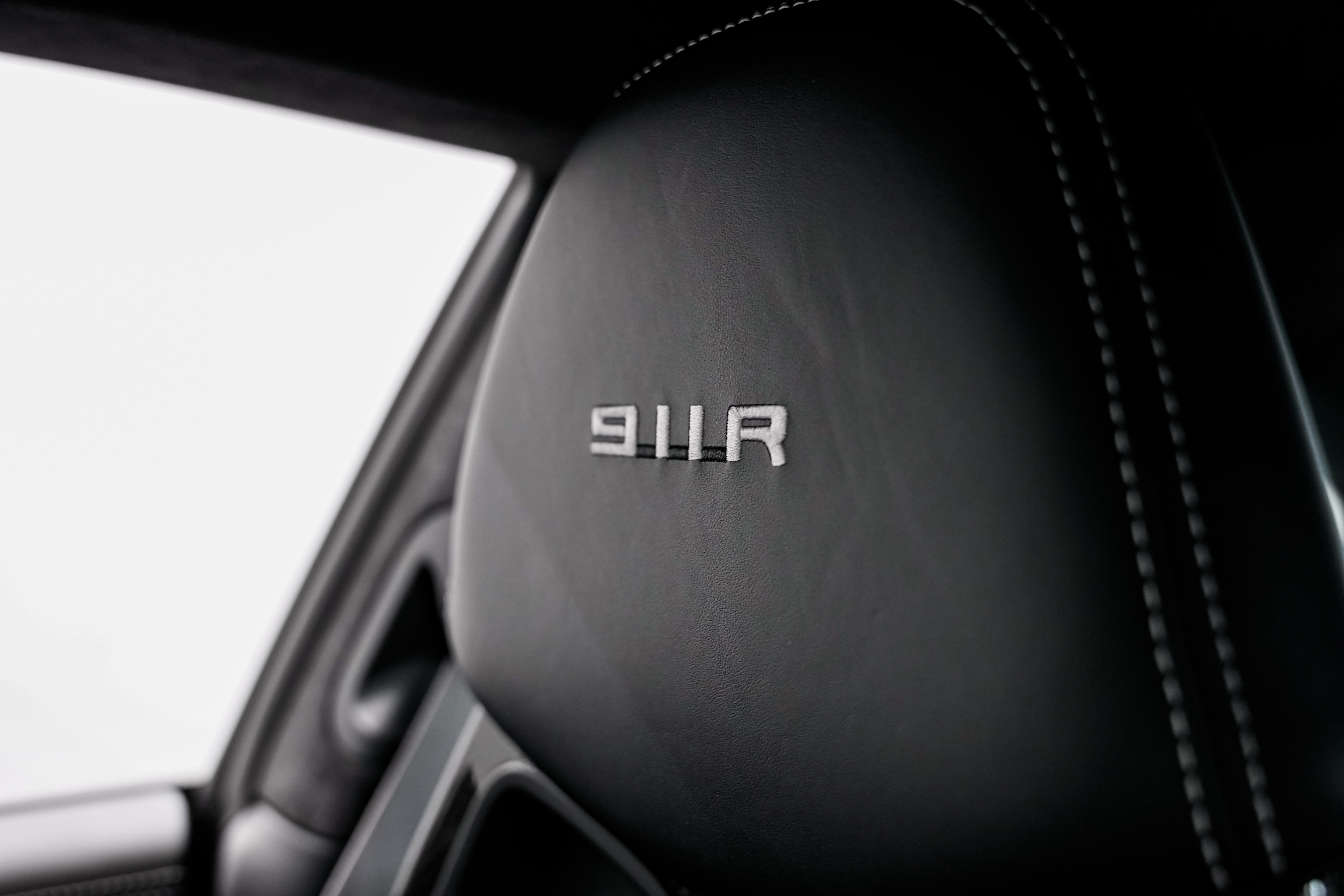 2016 Porsche 911 R Coupe — photo 44