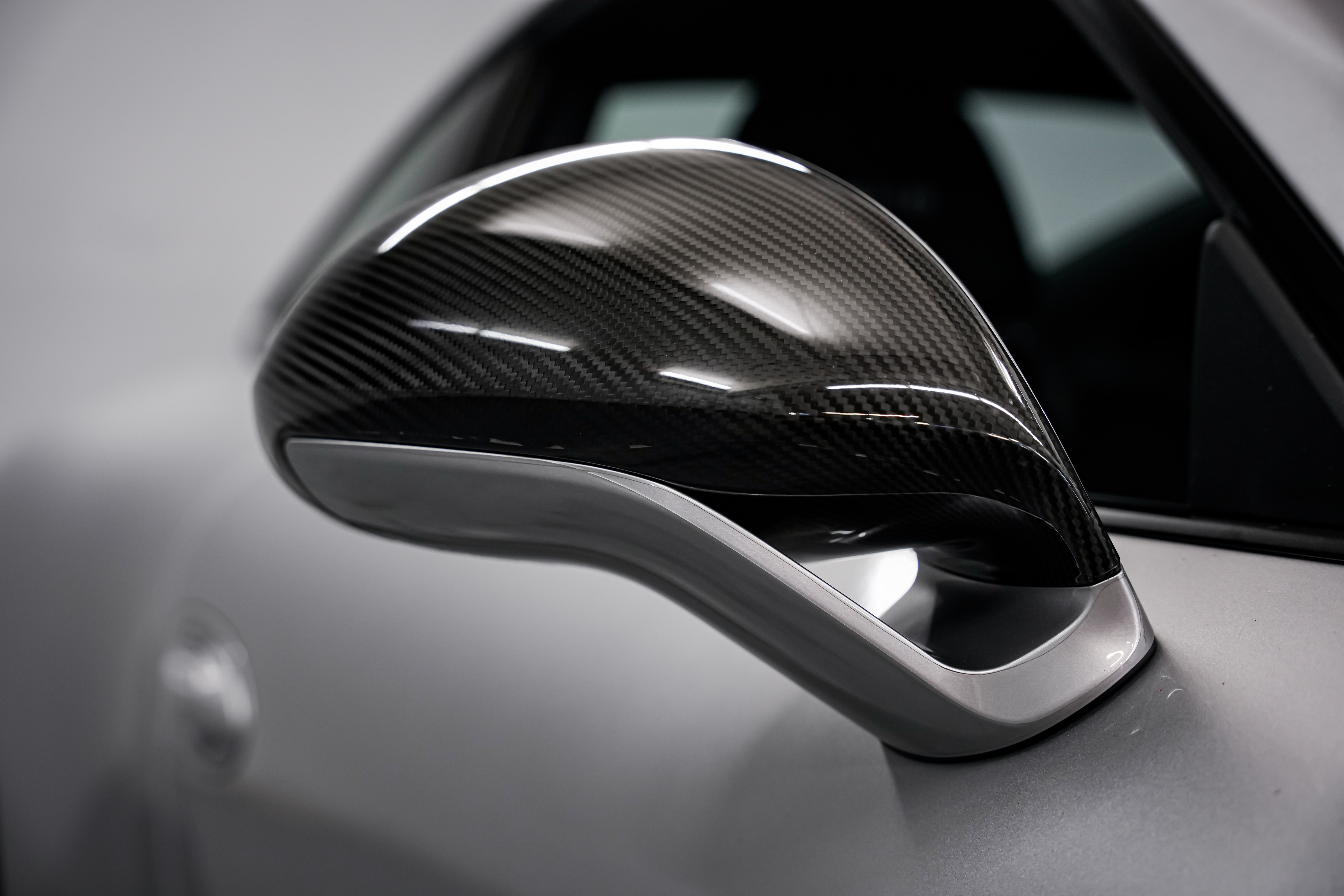 2016 Porsche 911 R Coupe — photo 49