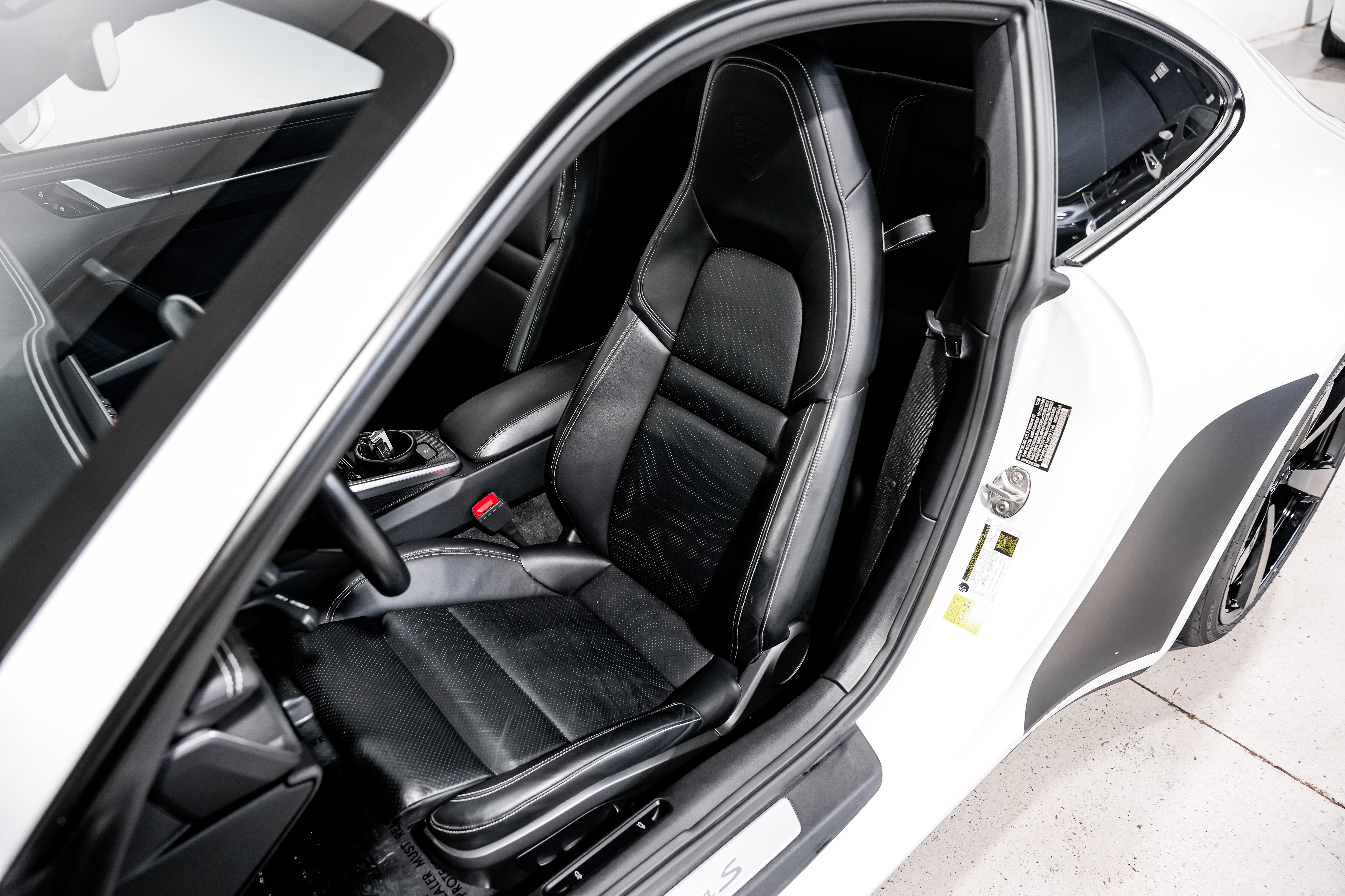 2021 Porsche 911 Carrera S Coupe — photo 21