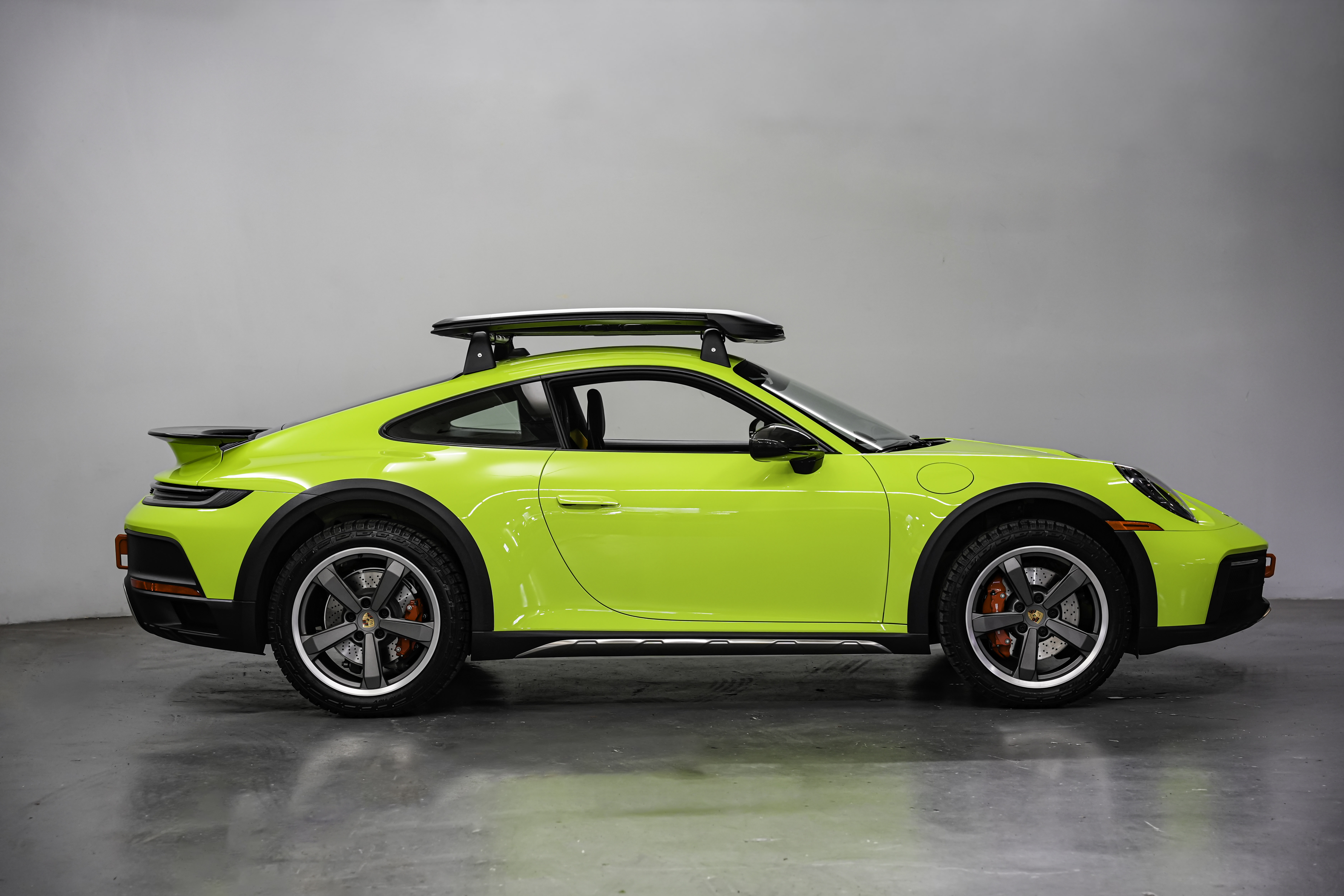2024 Porsche 911 Dakar Coupe — photo 3
