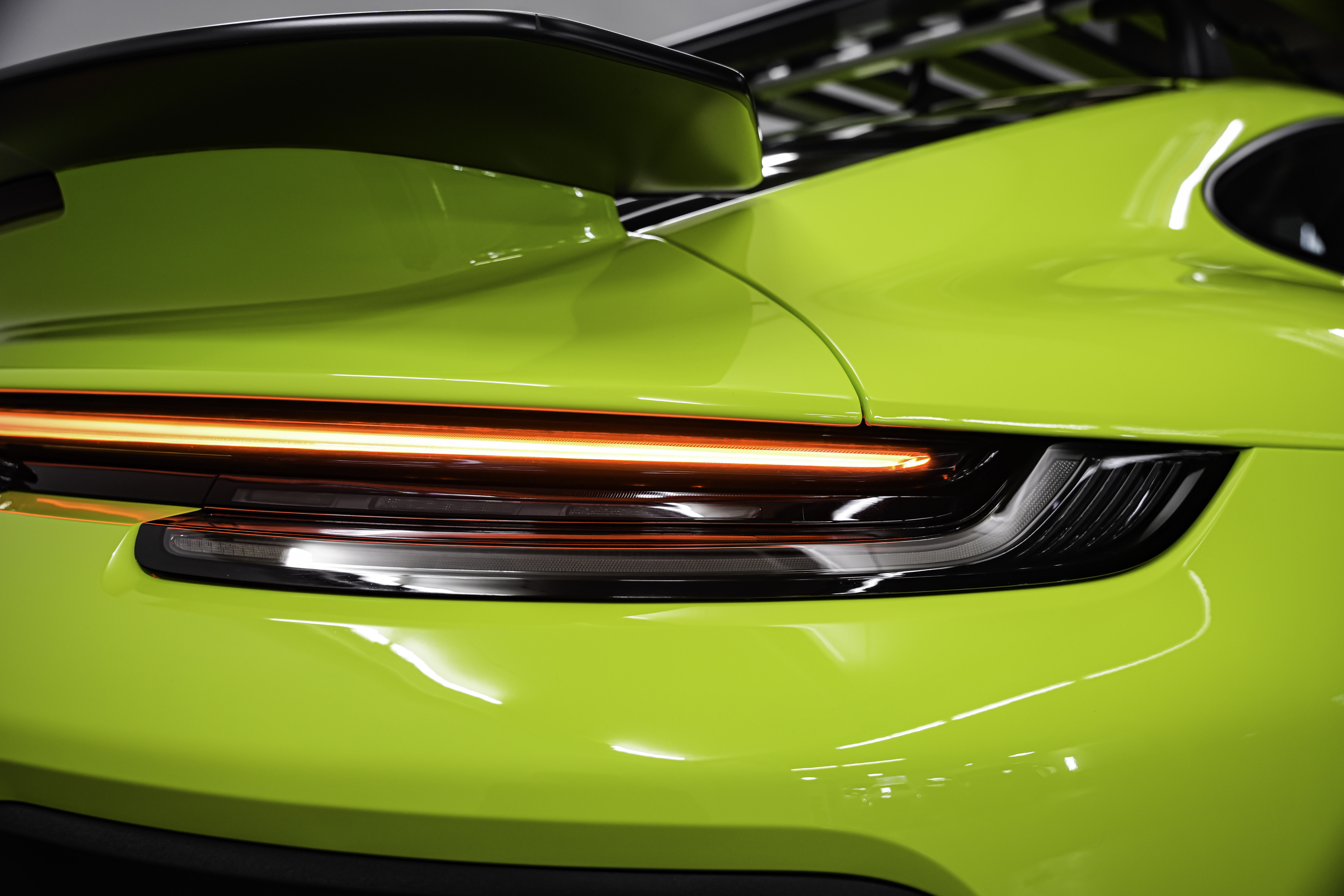 2024 Porsche 911 Dakar Coupe — photo 4