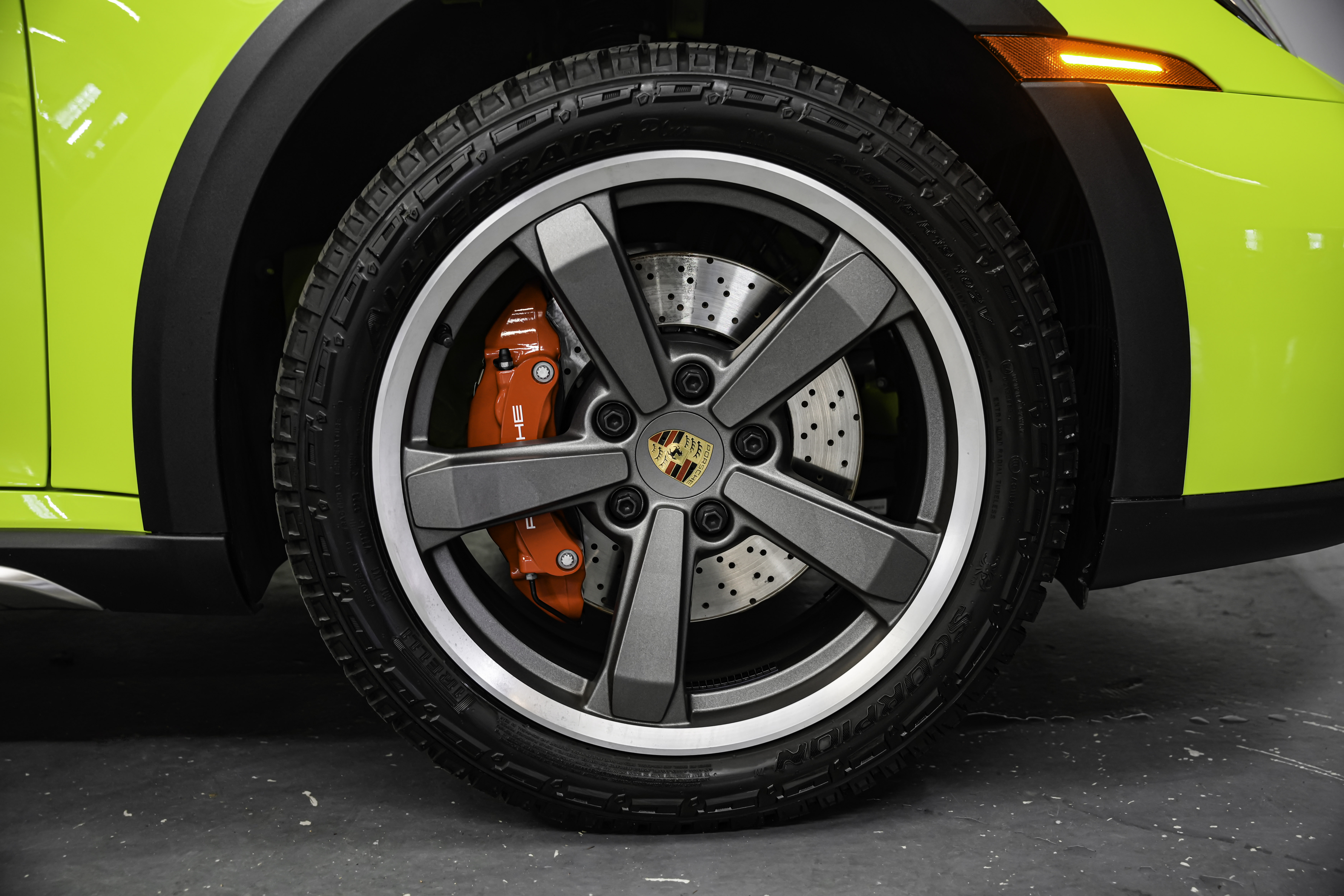 2024 Porsche 911 Dakar Coupe — photo 6