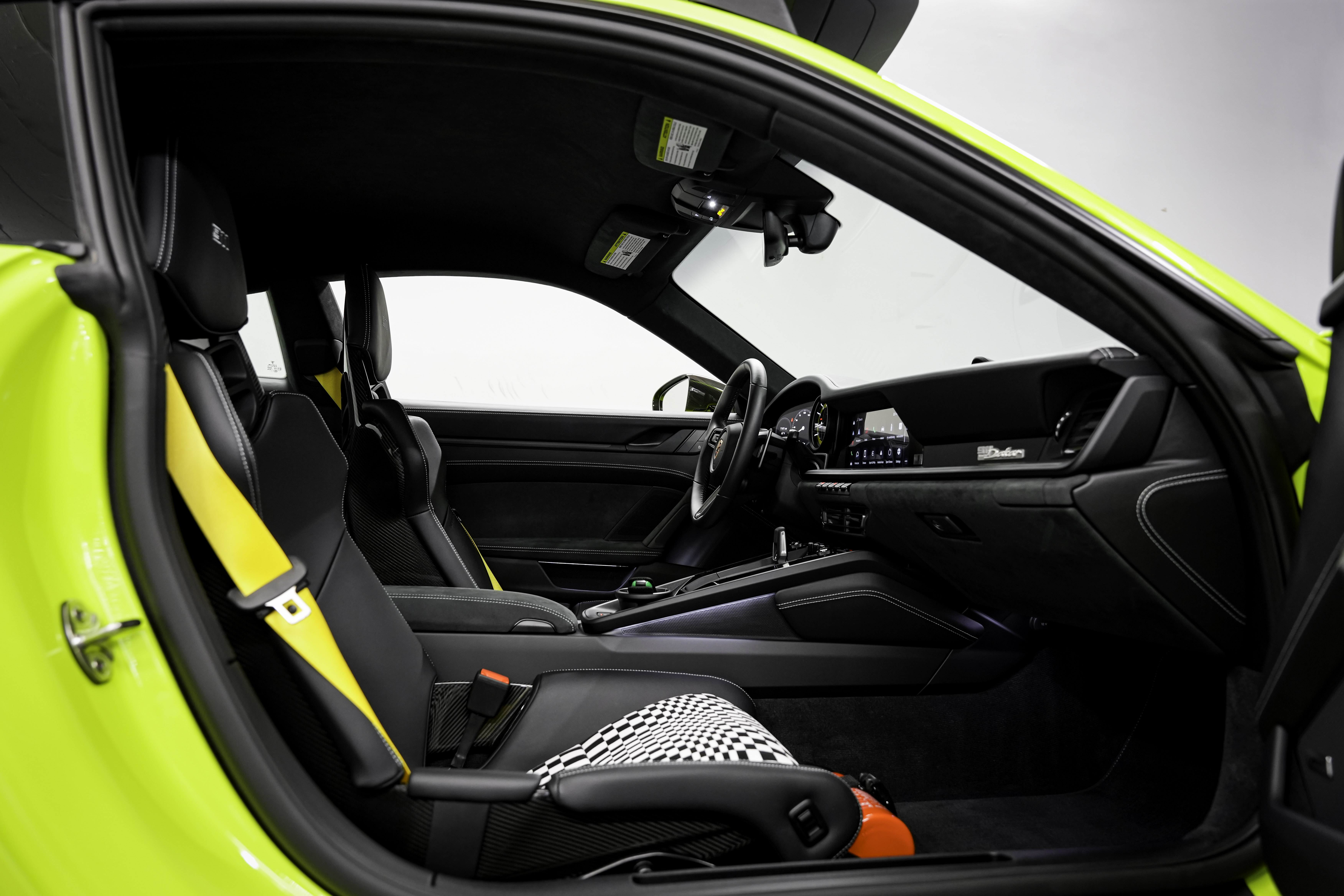 2024 Porsche 911 Dakar Coupe — photo 10