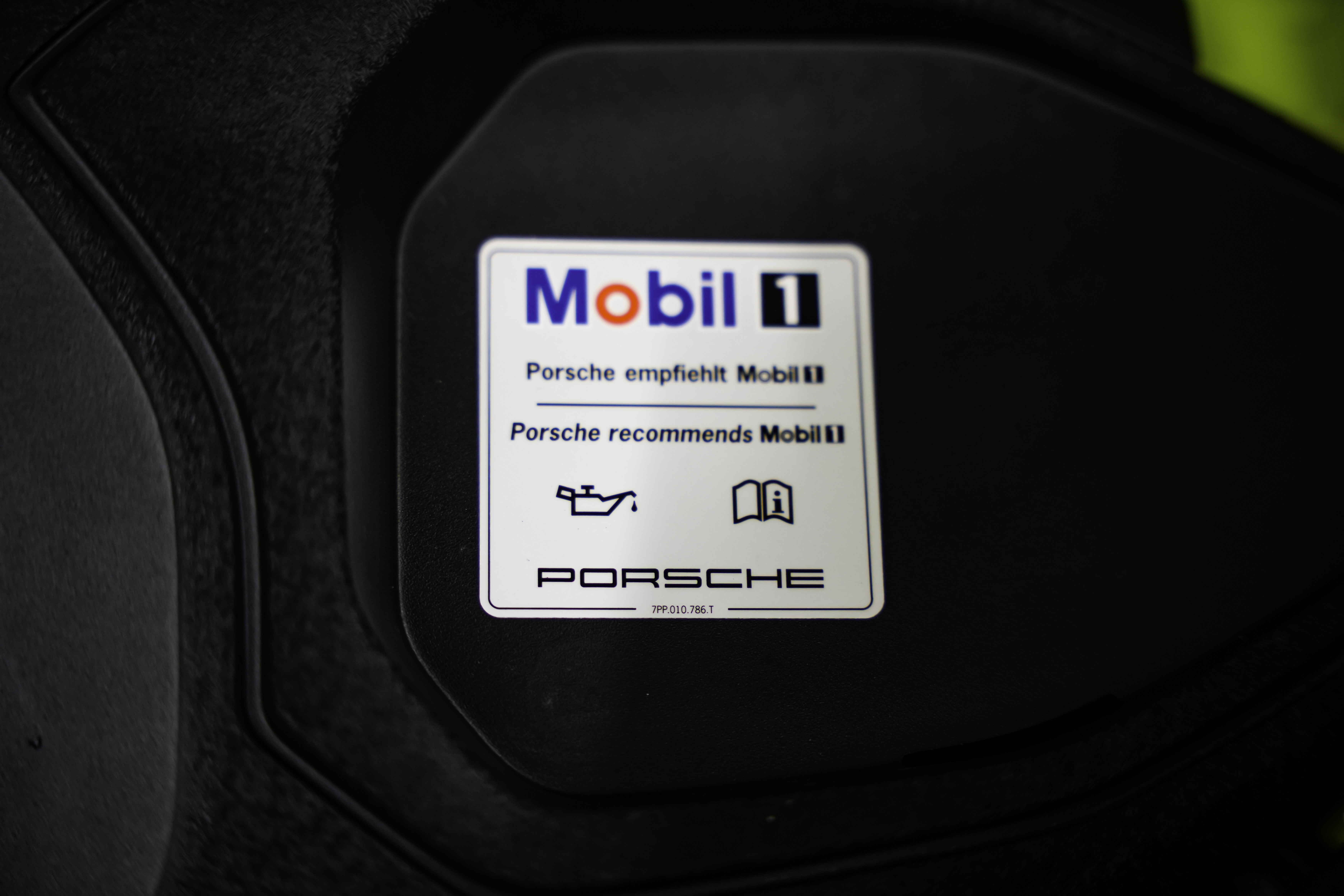 2024 Porsche 911 Dakar Coupe — photo 19