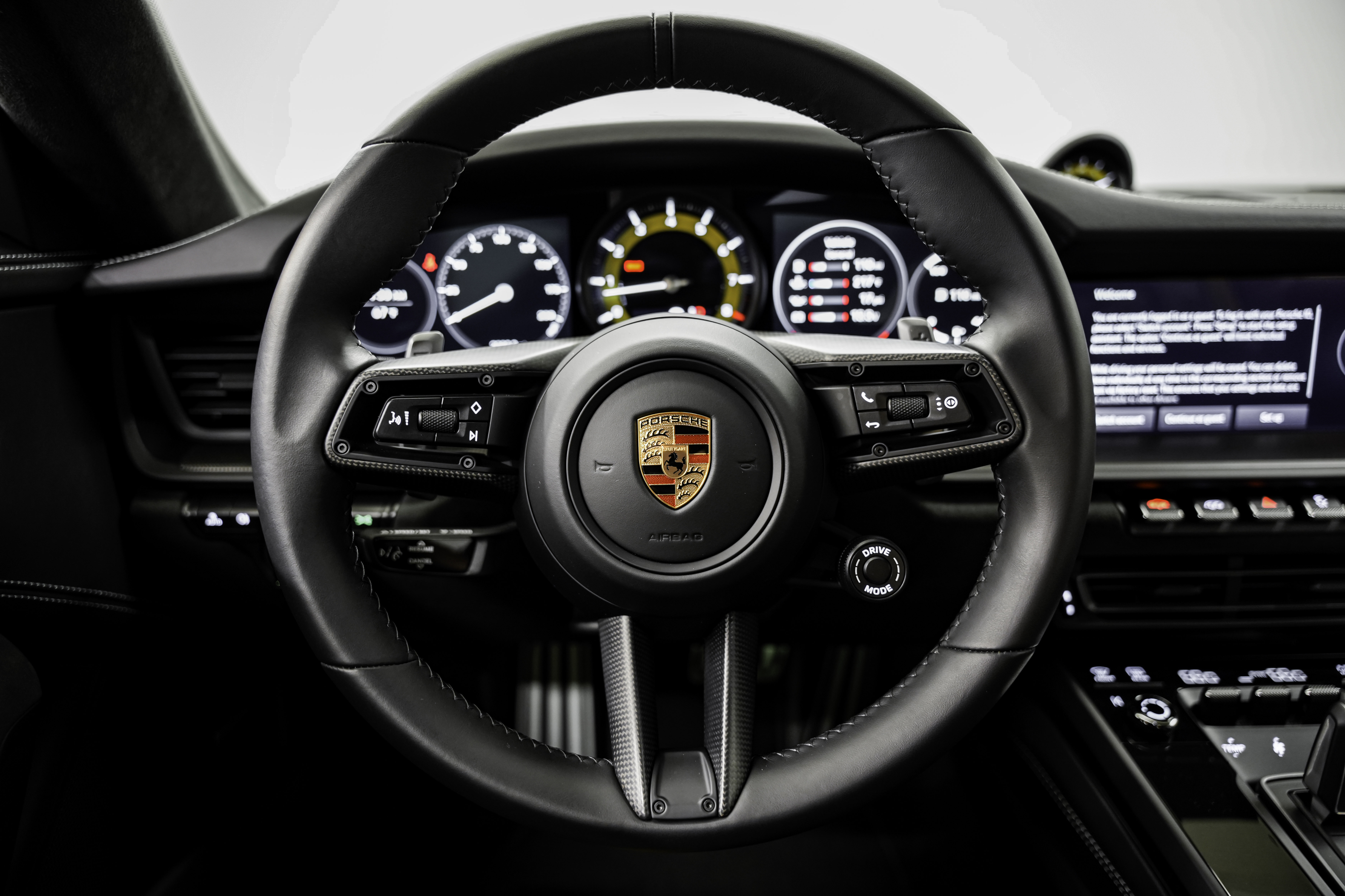 2024 Porsche 911 Dakar Coupe — photo 37