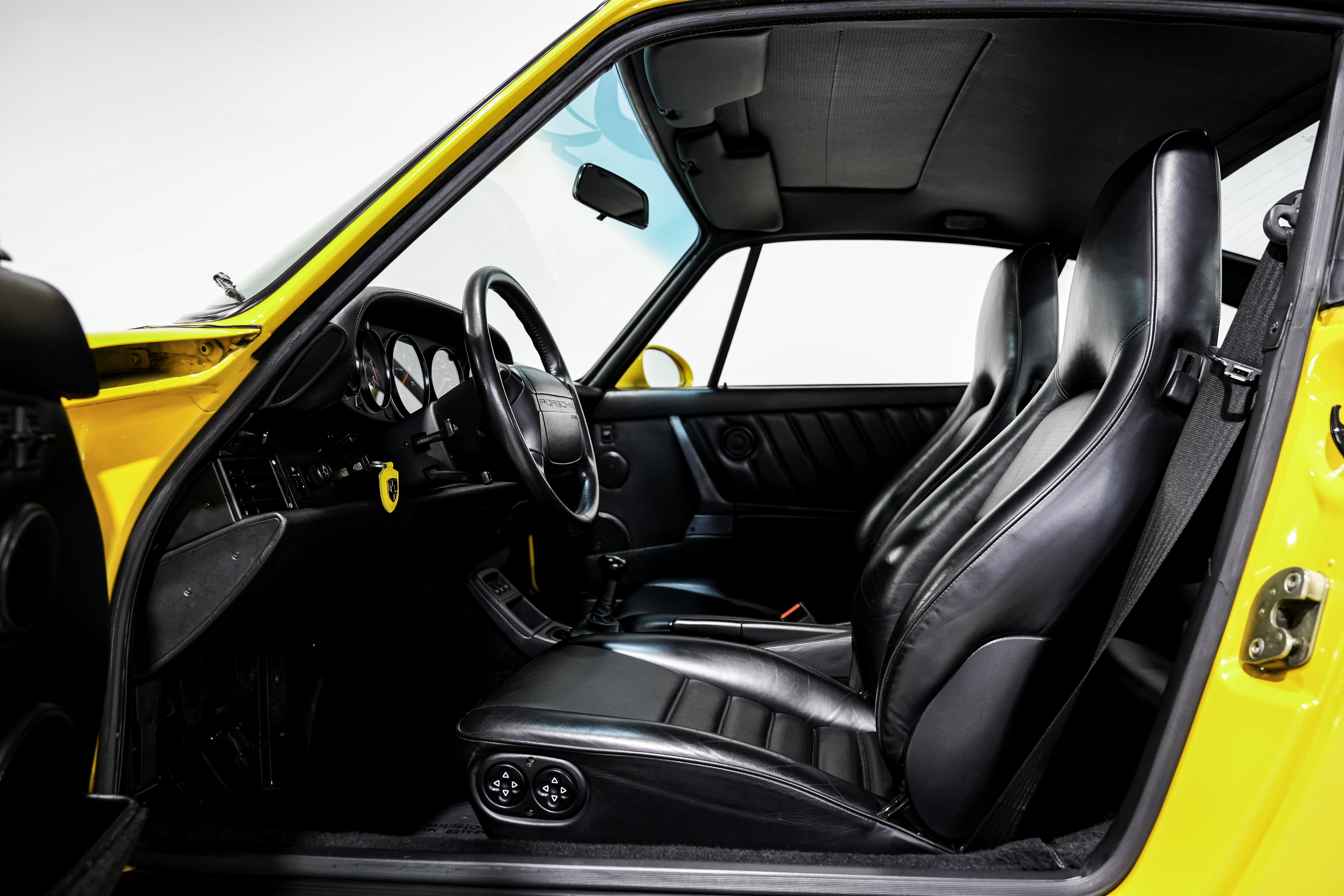 1994 Porsche 911 Turbo 3.6 Coupe — photo 18