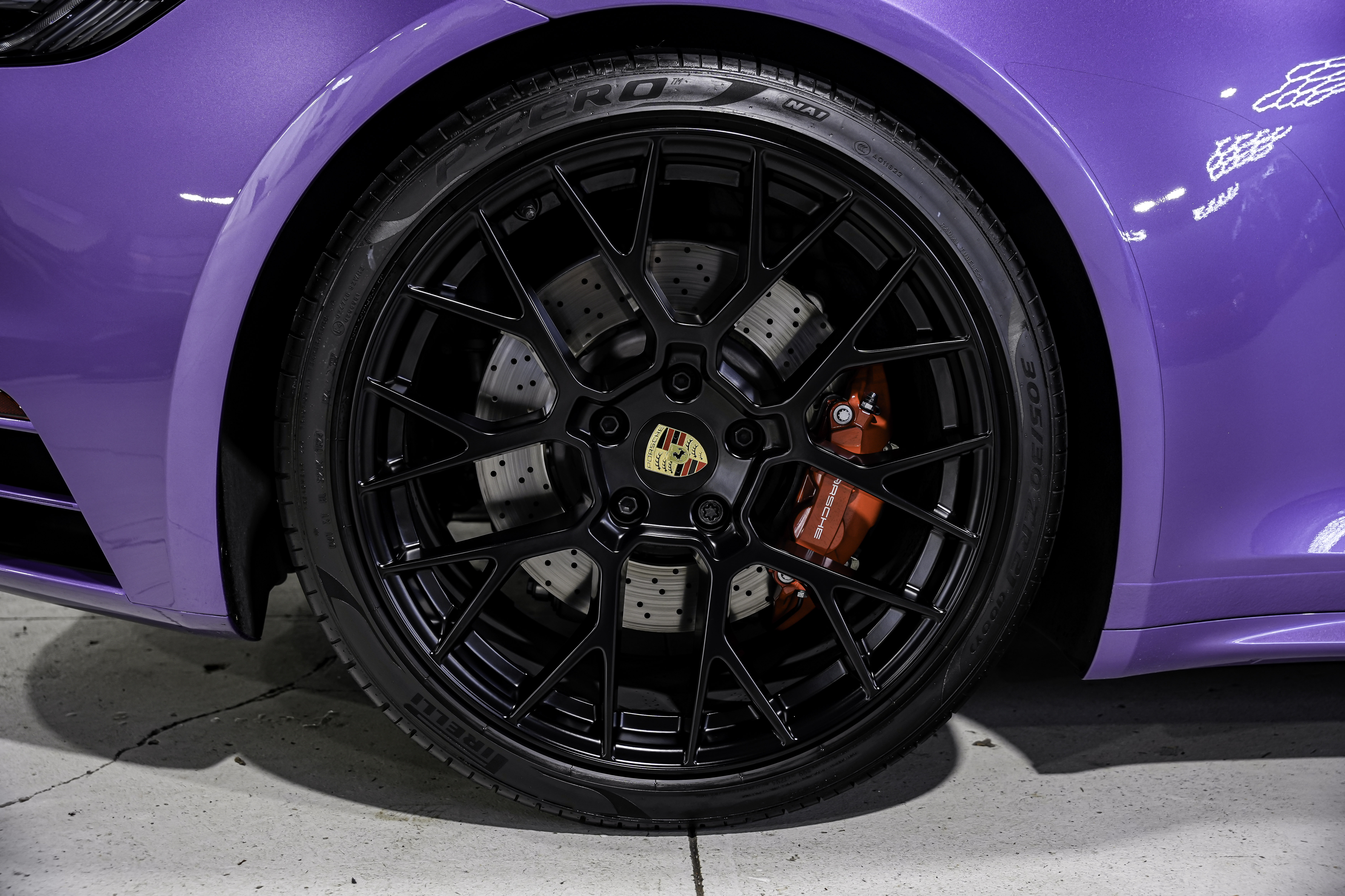 2024 Porsche 911 Targa 4 GTS — photo 7