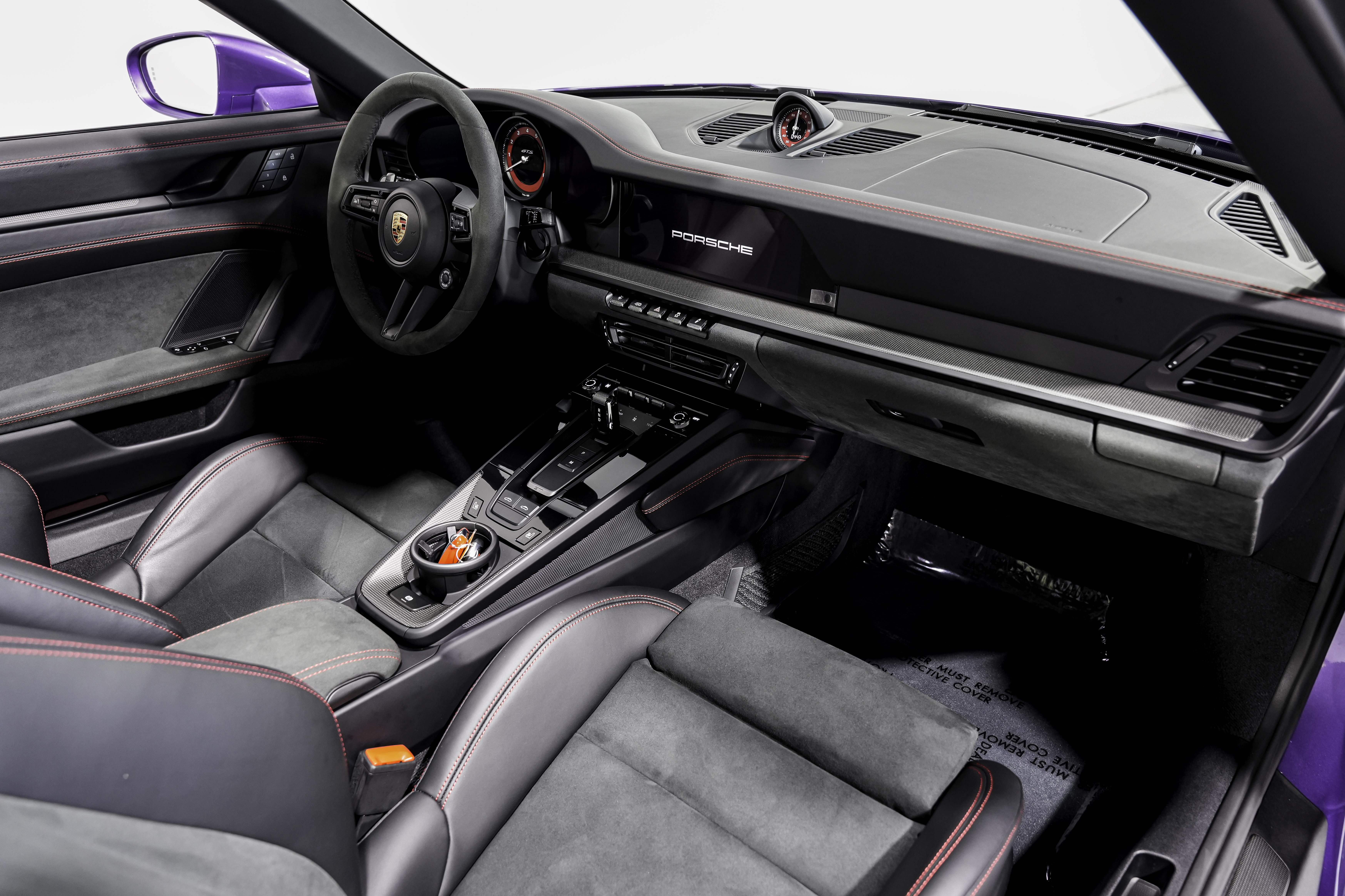 2024 Porsche 911 Targa 4 GTS — photo 16