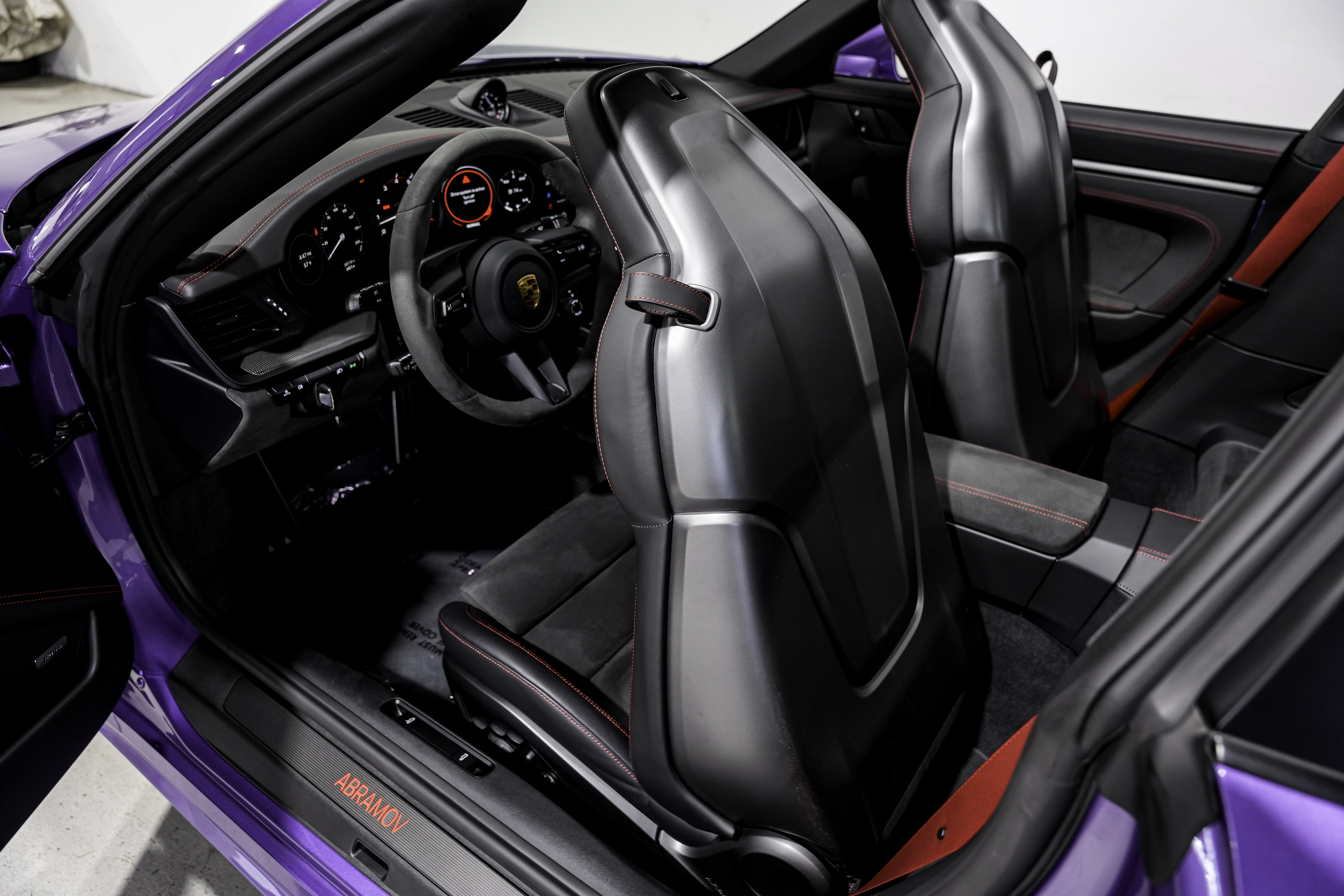 2024 Porsche 911 Targa 4 GTS — photo 24