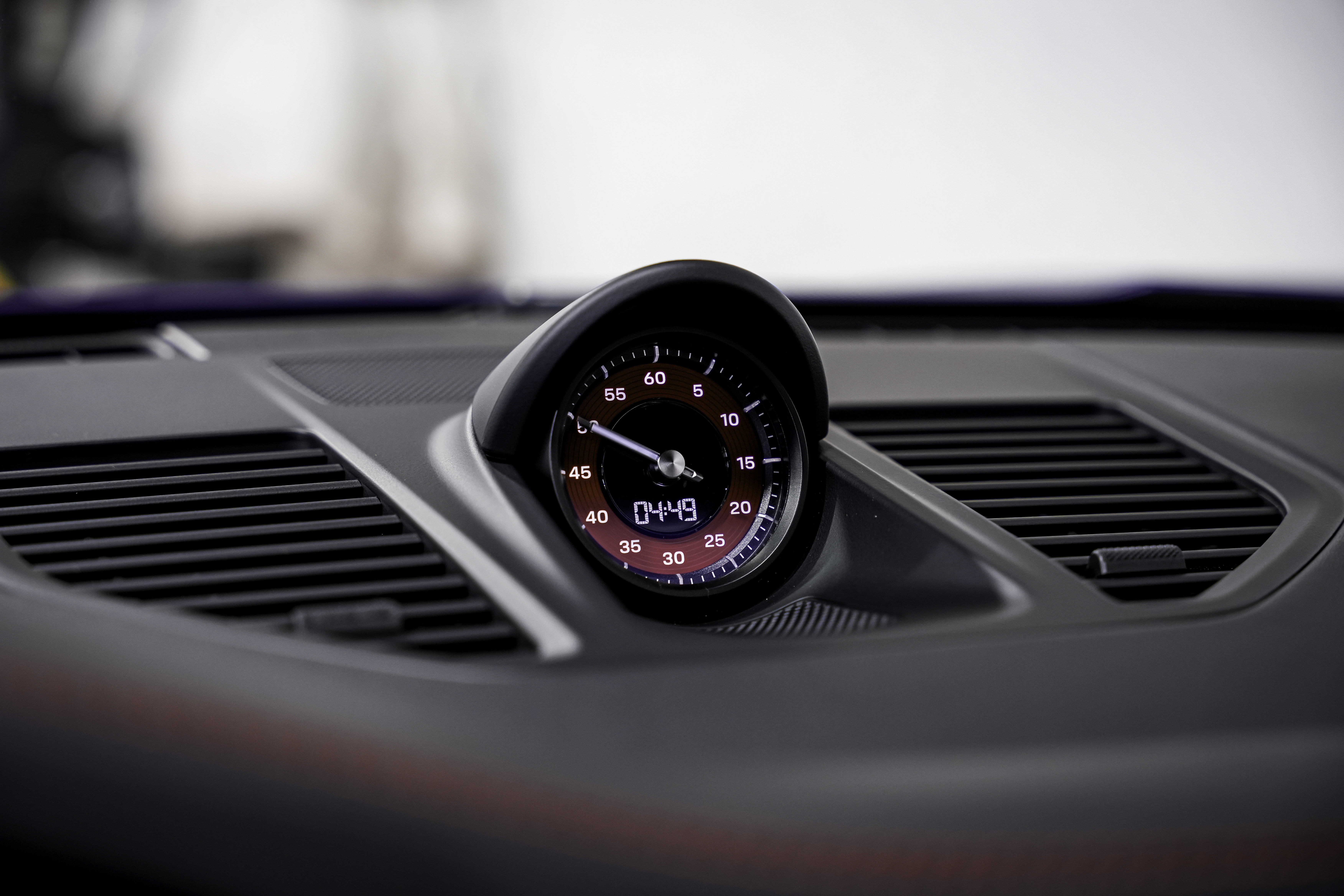 2024 Porsche 911 Targa 4 GTS — photo 30