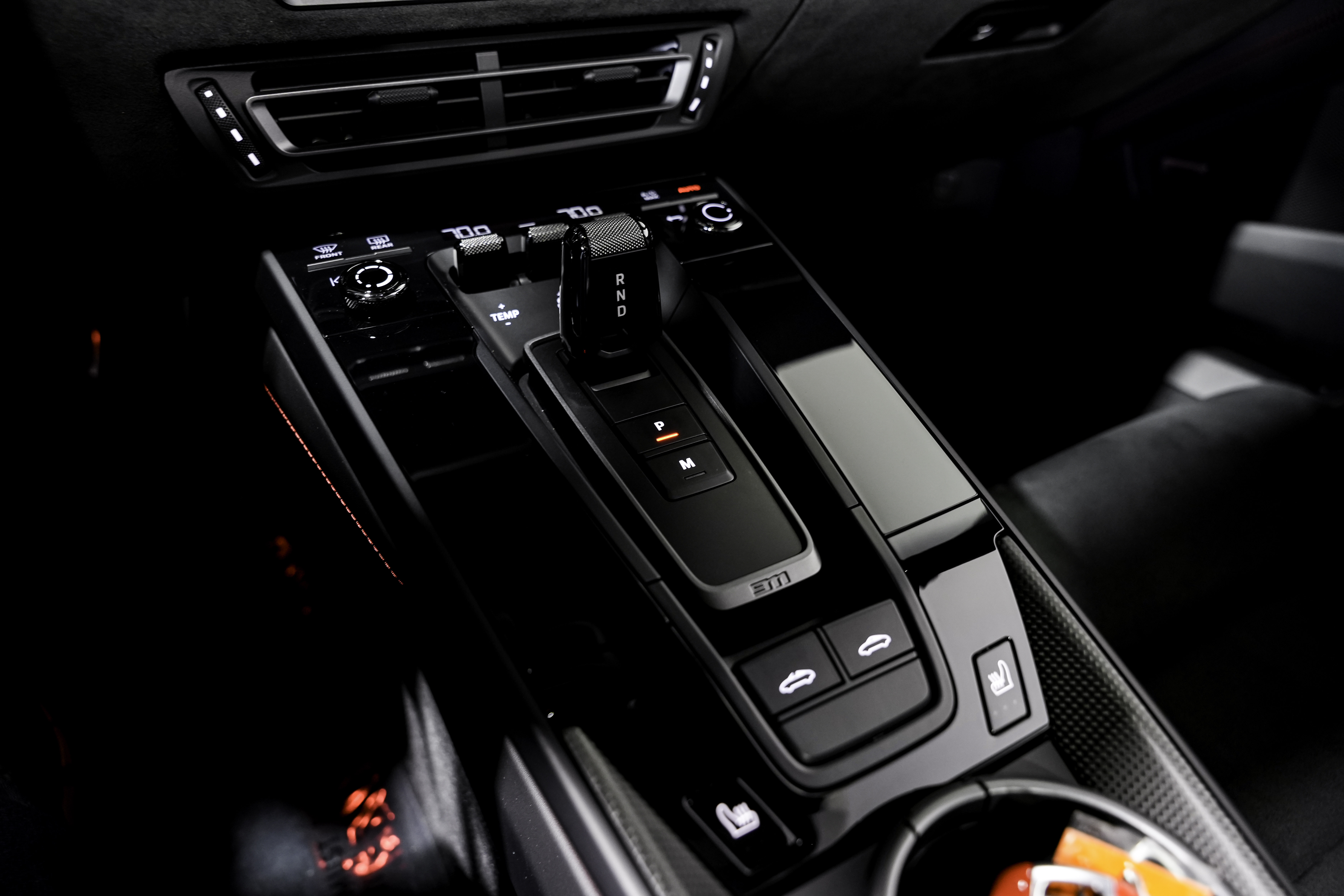 2024 Porsche 911 Targa 4 GTS — photo 36