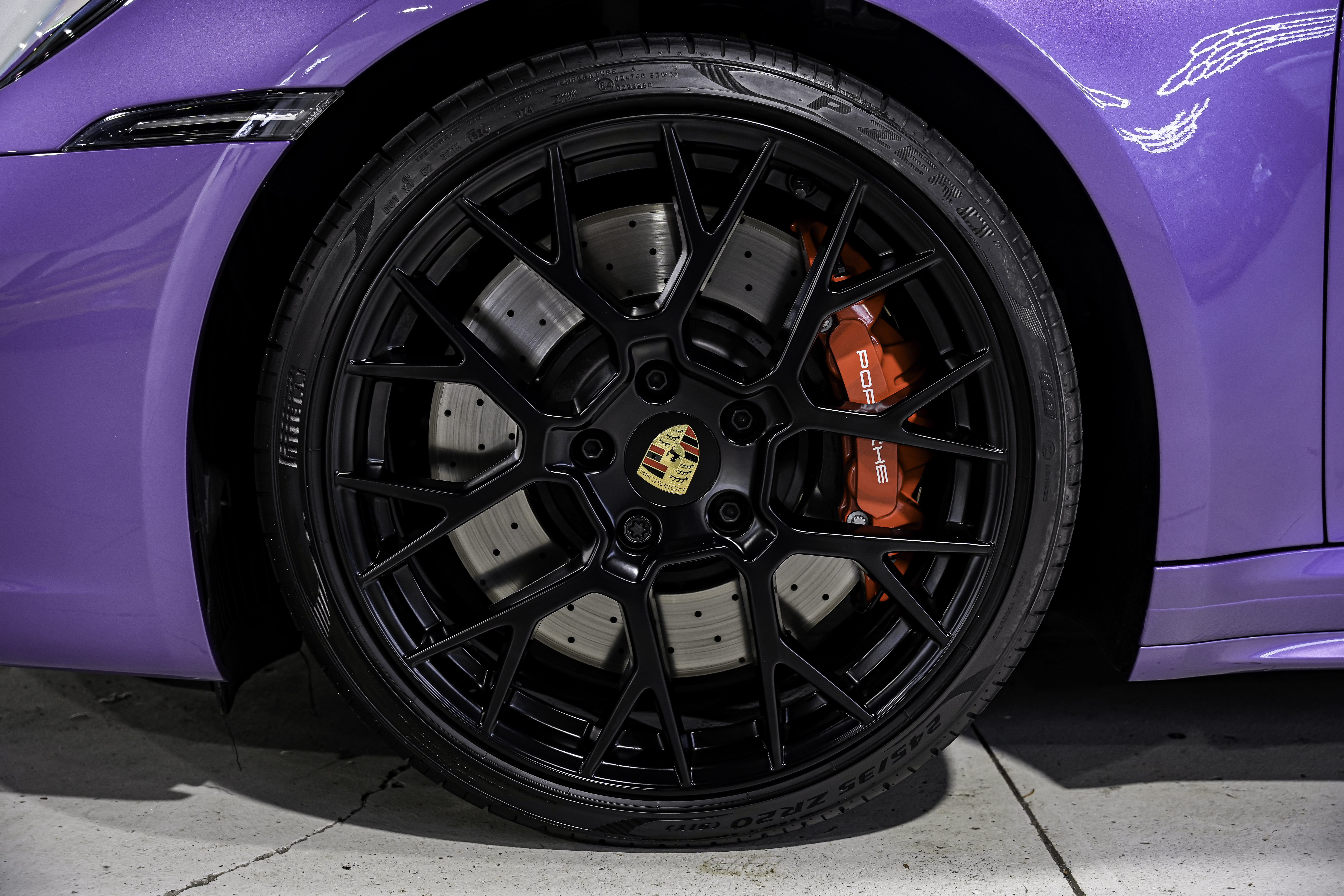 2024 Porsche 911 Targa 4 GTS — photo 45
