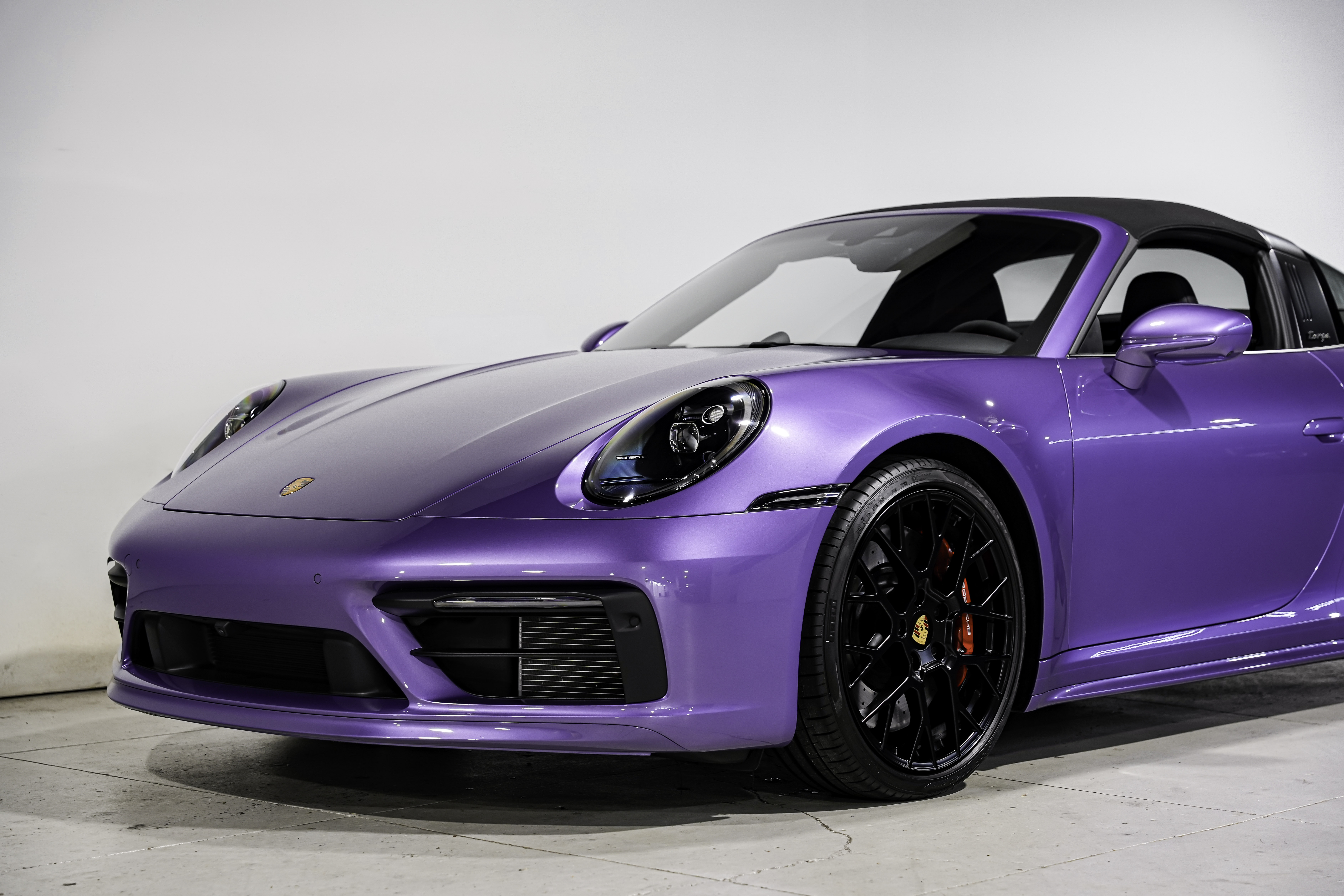 2024 Porsche 911 Targa 4 GTS — photo 48