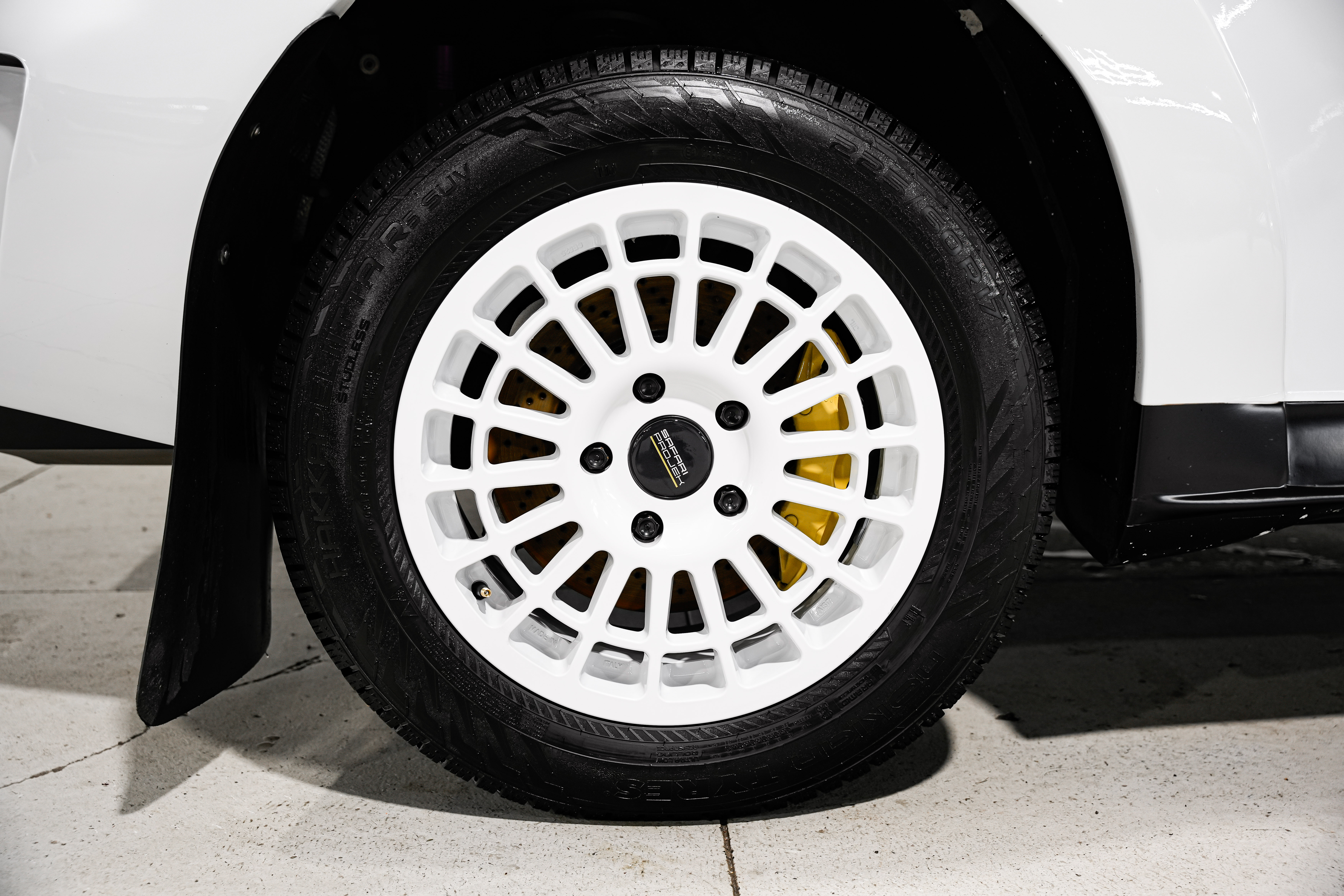 2003 Porsche 911 Carrera 4S Coupe (996 Safari build) — photo 6