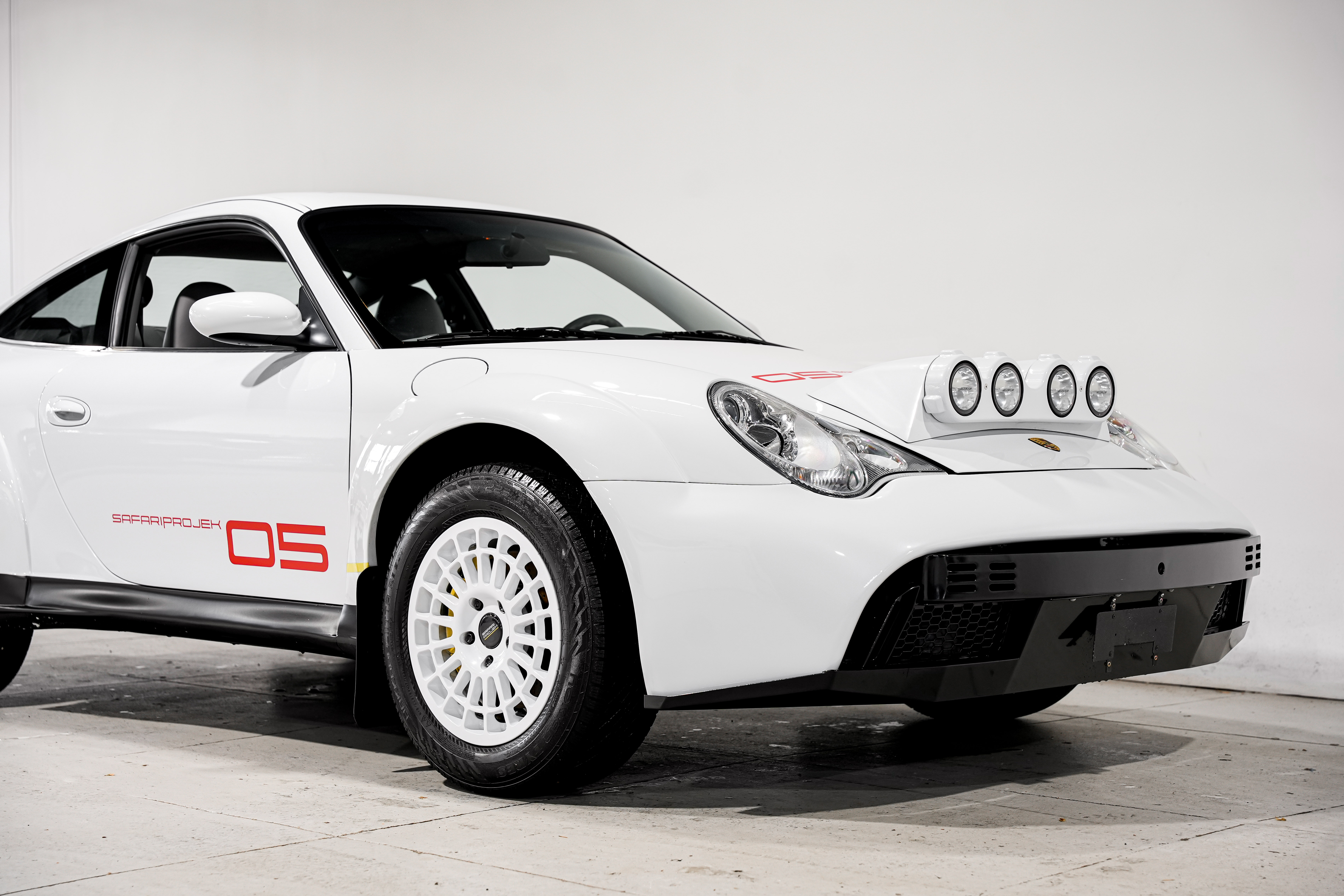 2003 Porsche 911 Carrera 4S Coupe (996 Safari build) — photo 11