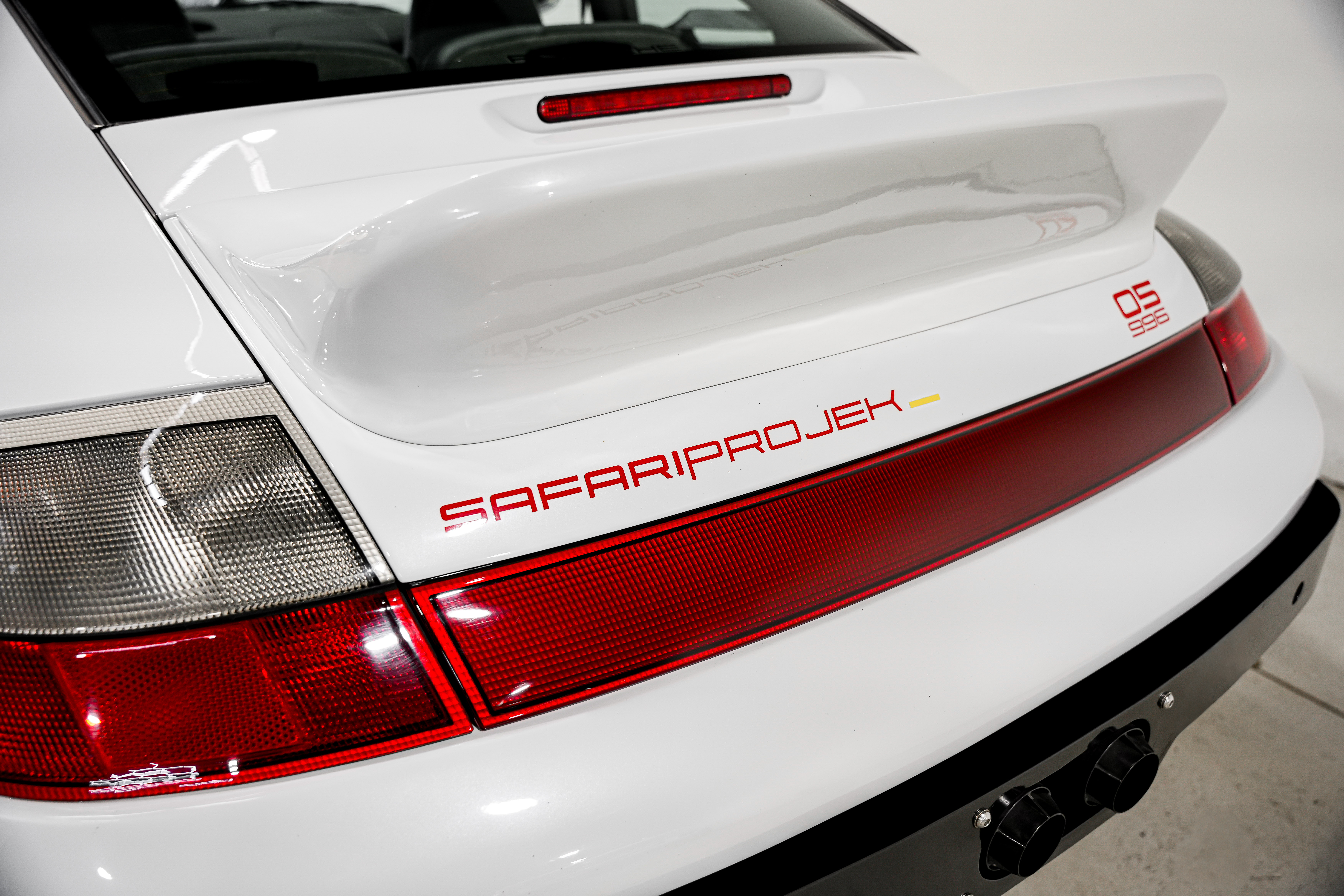 2003 Porsche 911 Carrera 4S Coupe (996 Safari build) — photo 39