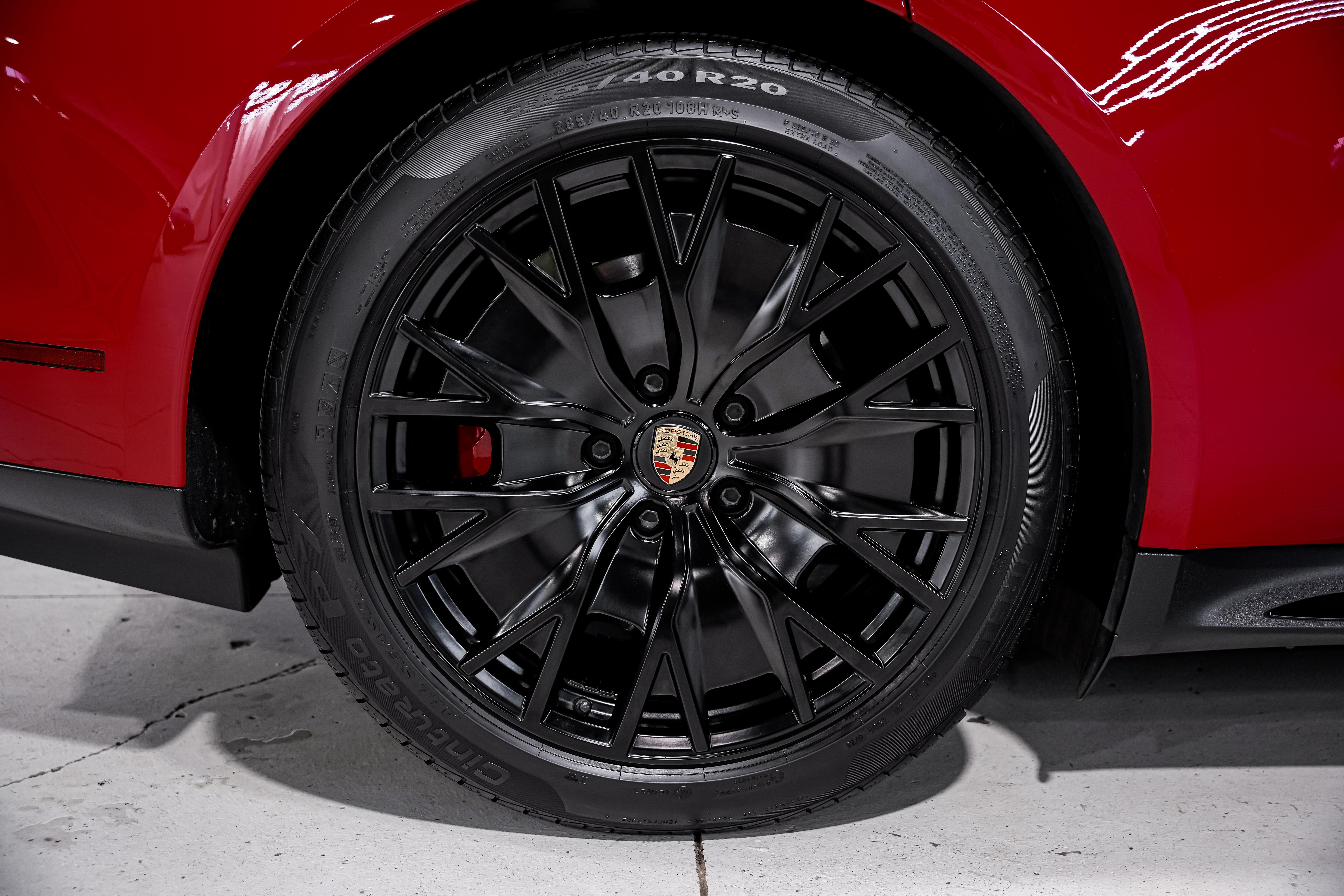 2023 Porsche Taycan GTS Sedan — photo 7