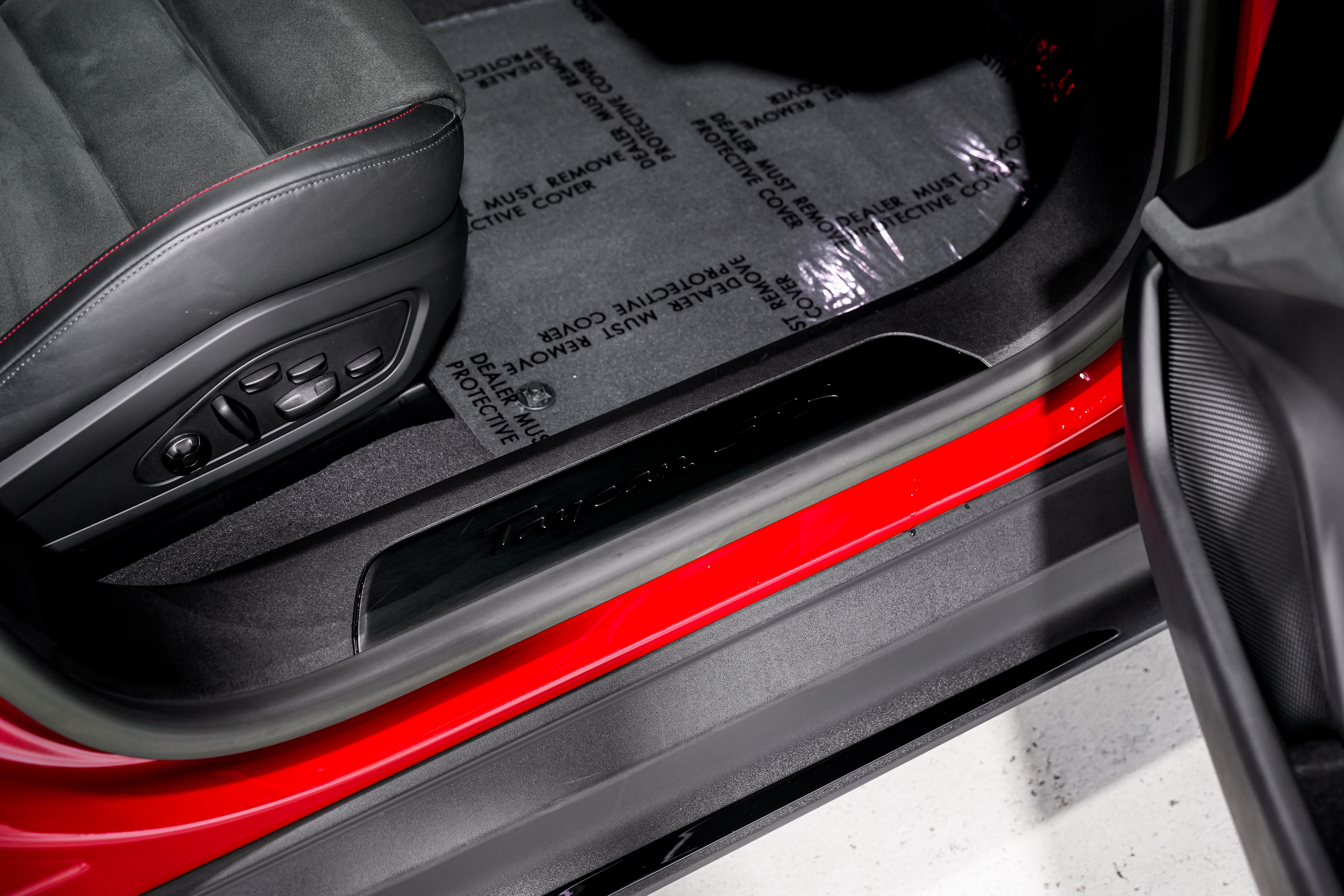 2023 Porsche Taycan GTS Sedan — photo 13