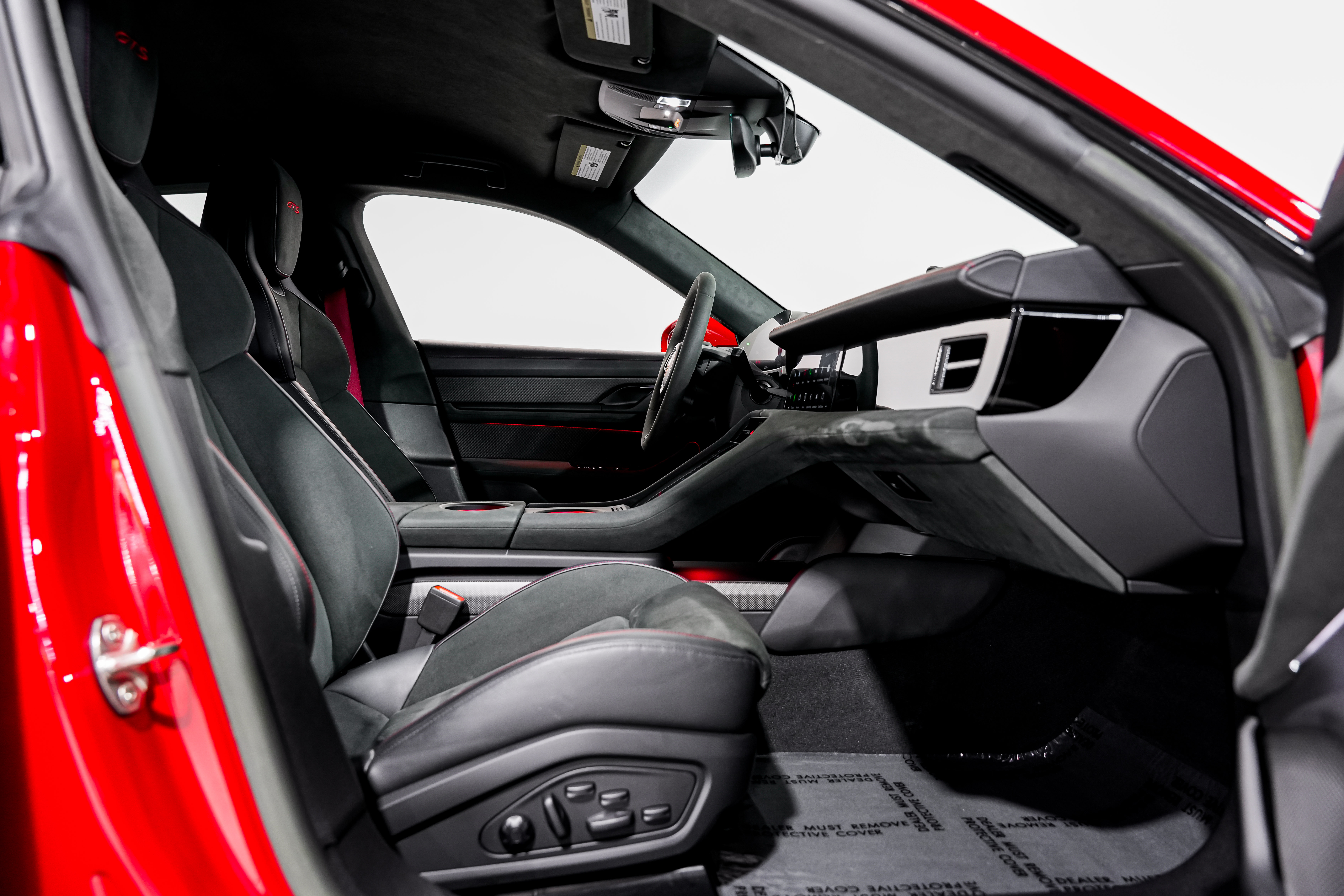 2023 Porsche Taycan GTS Sedan — photo 14