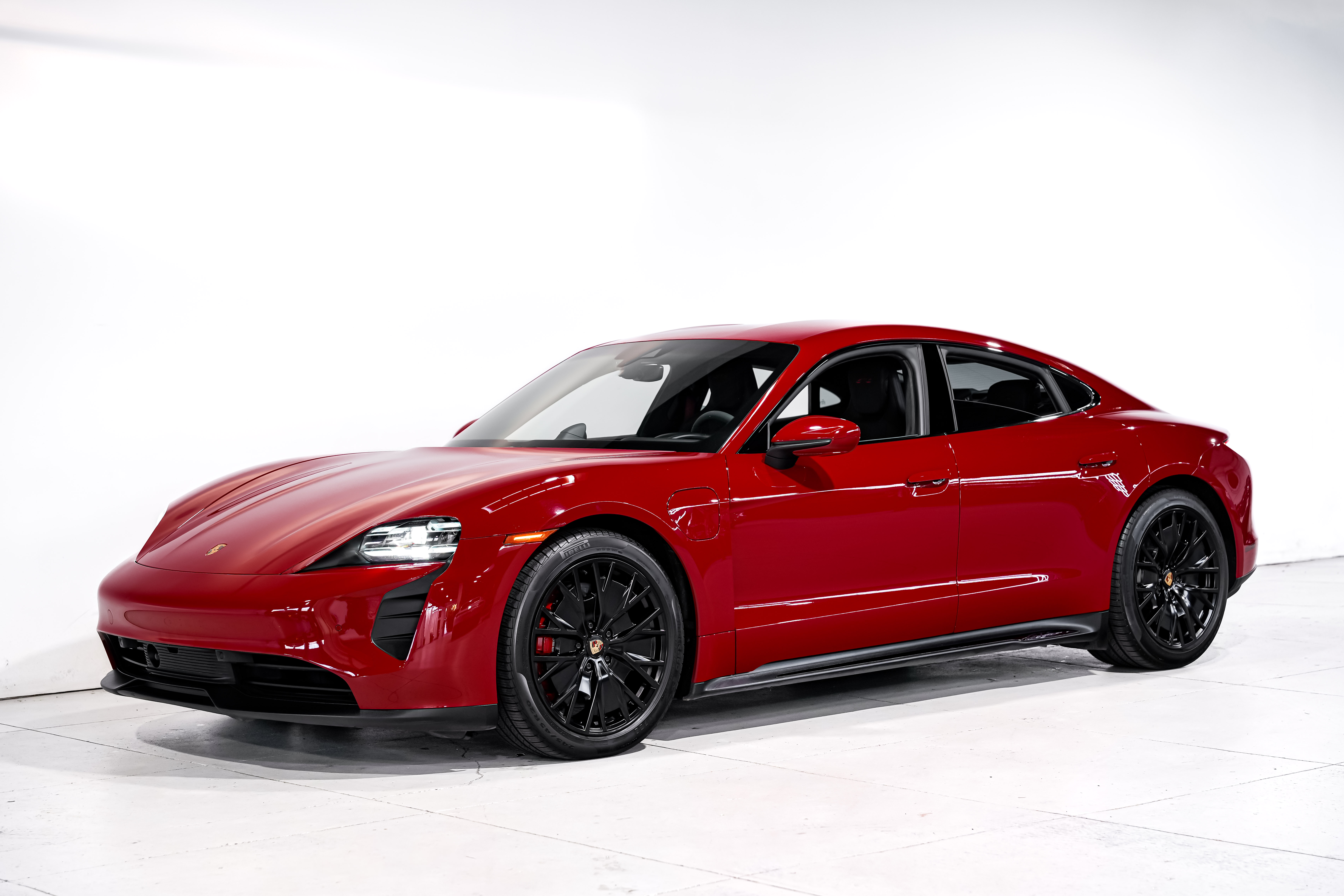 2023 Porsche Taycan GTS Sedan — photo 42