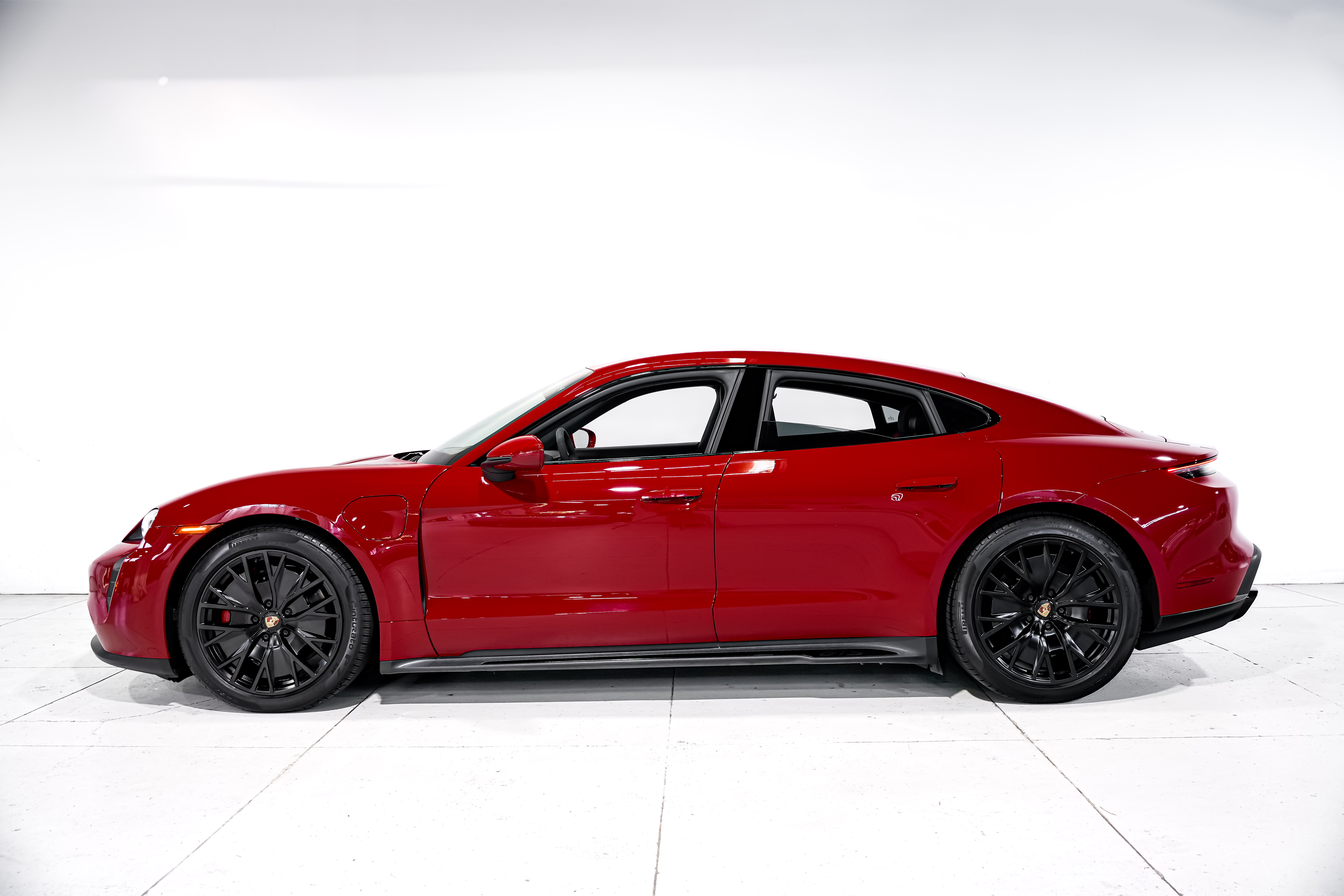 2023 Porsche Taycan GTS Sedan — photo 43